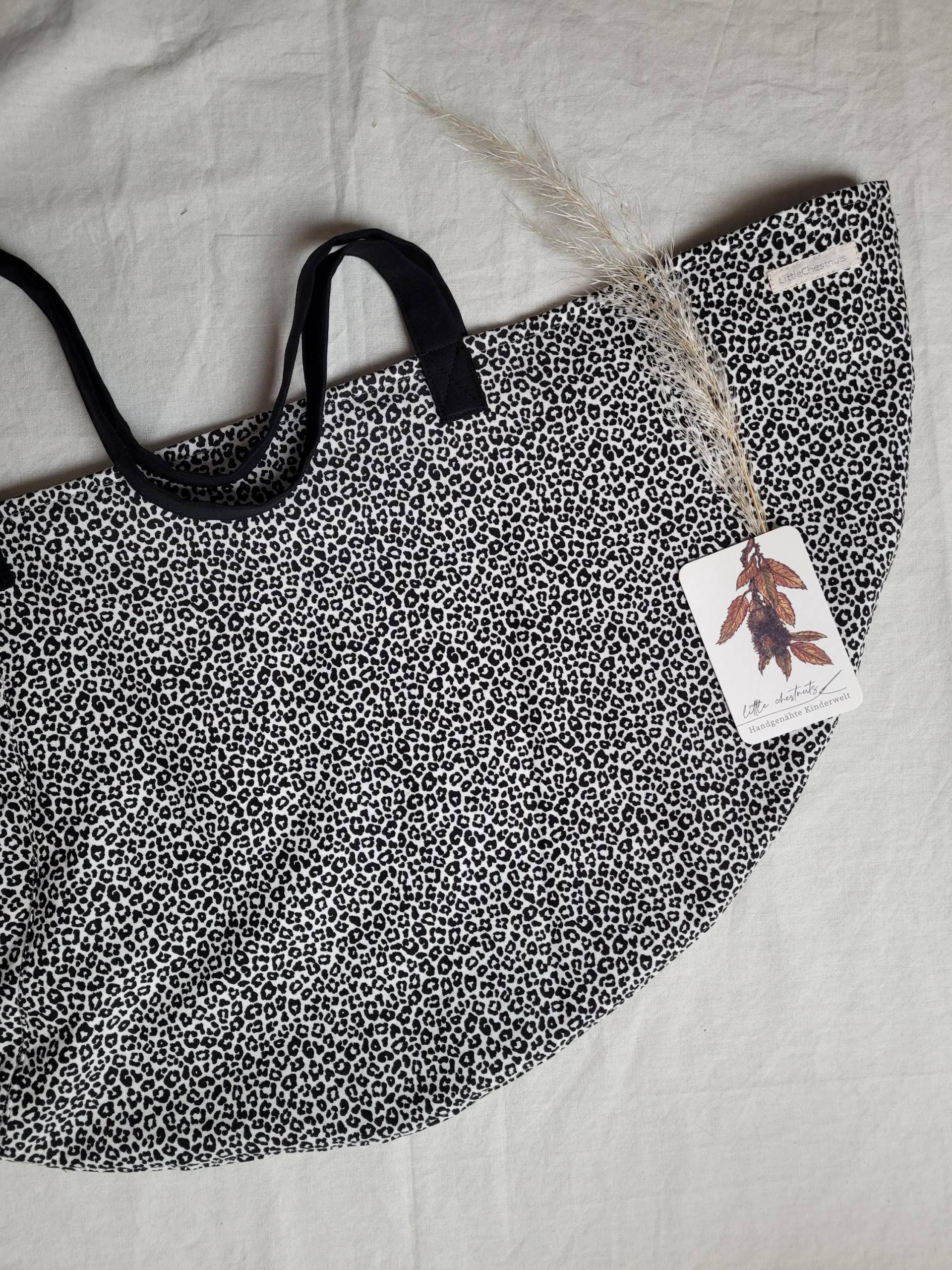 Wiegetasche/Wiegetuch Für Hebammen - Leoprint 100% Baumwolle Geschenkidee Babywiegen von Etsy - LittleChestnuts