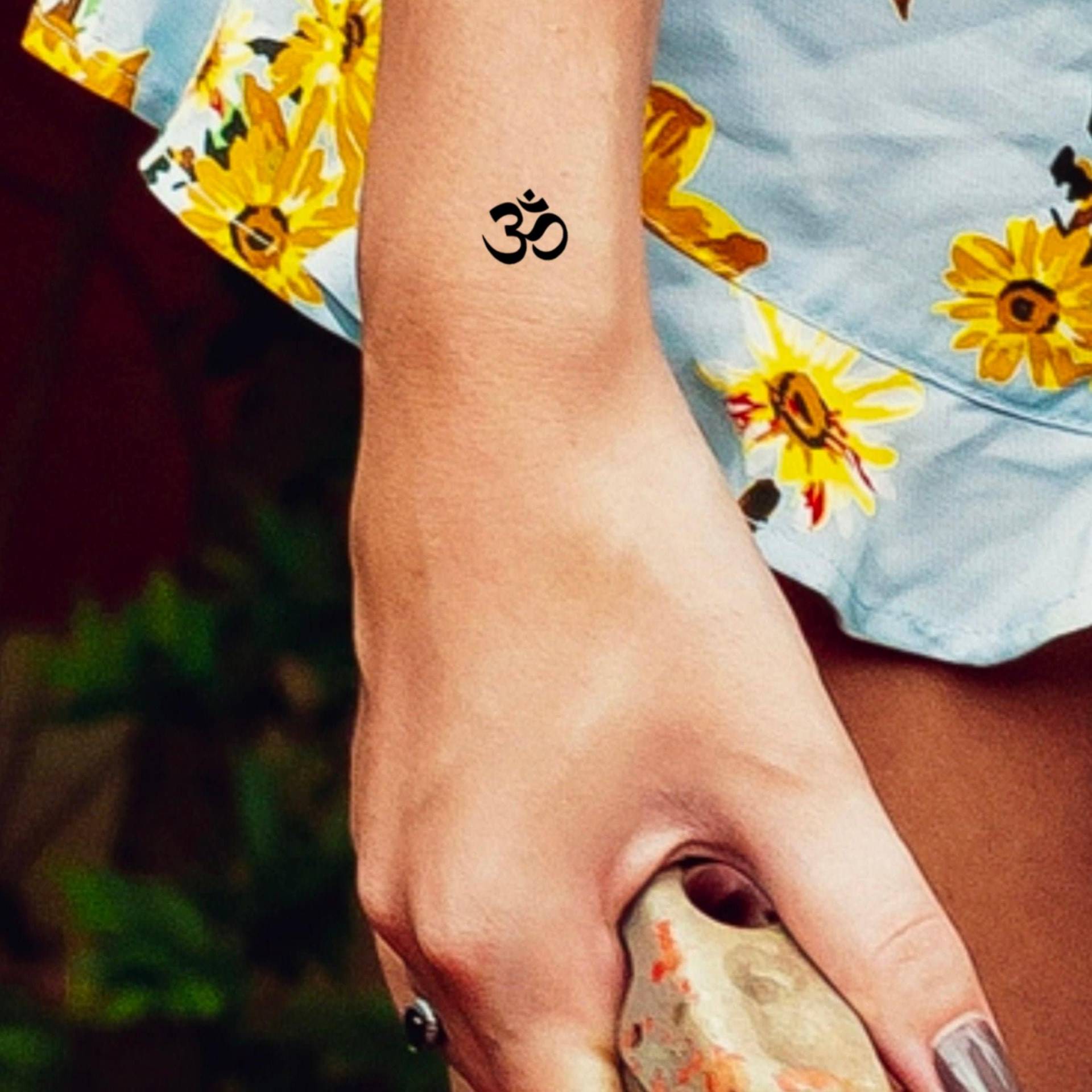Kleines Ohm Temporäres Tattoo/Am Handgelenk Kleines Süßes von Etsy - LittleCuteTattoo