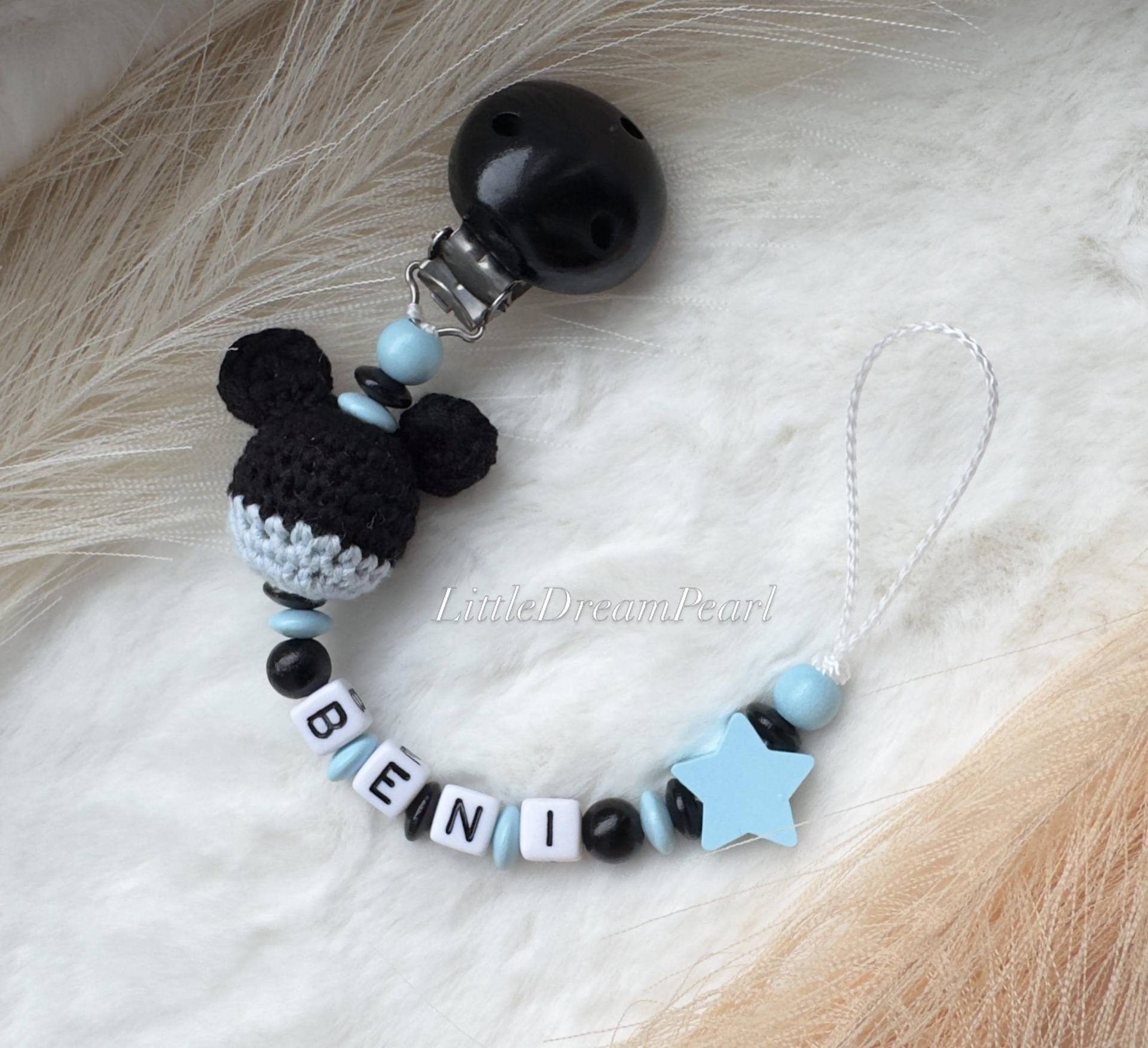 Personalisierte Schnullerkette Mit Name Schnullerclip Baby Blau Stern Schwarz Babygeschenk Zur Geburt Junge Schnullerhalter Personalisiert von Etsy - LittleDreamPearl