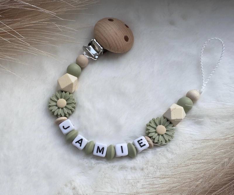Personalisierte Schnullerkette Mit Namen - Blumen Design Salbei Grün Baby Geschenk Zur Geburt Holz Schnullerhalter Handmade von Etsy - LittleDreamPearl