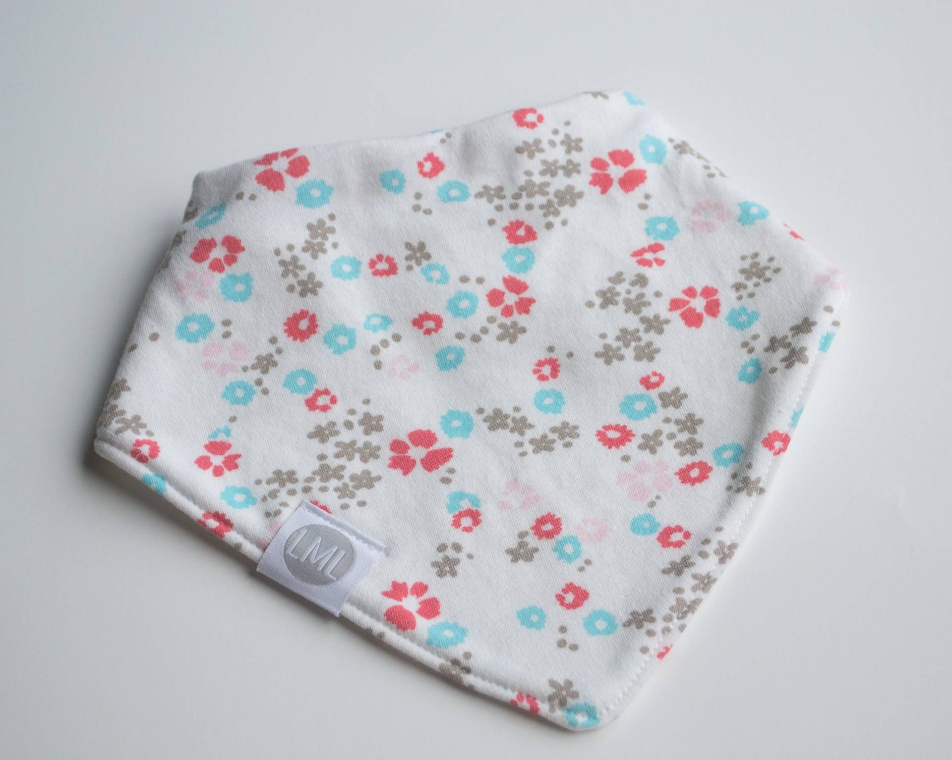Bandana Lätzchen Baby Mädchen, Baby-Dusche-Geschenk, Sabbern, Blumen Halstuch, Lätzchen, Floral Print Bleiben Trocken Tröpfeln Bib von Etsy - LittleMarigoldLane