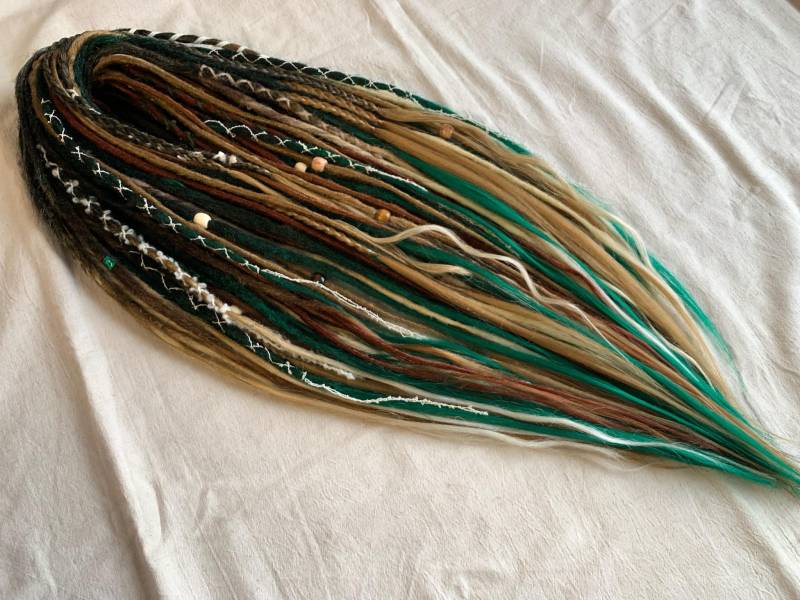 Deep Forest Boho Mix | Custom Made Dreadlocks Extensions Synthetic Dreads |Brown Blond Lightblond Seagreen Black Ombre von Etsy - LivanaDreadart