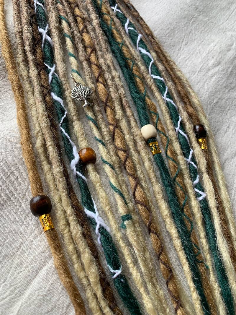 Forest Feeling Light Version | Custom Made Dreadlocks Extensions Synthetic Dreads Brown Blond Lightblond Seagreen Black Ombre von Etsy - LivanaDreadart