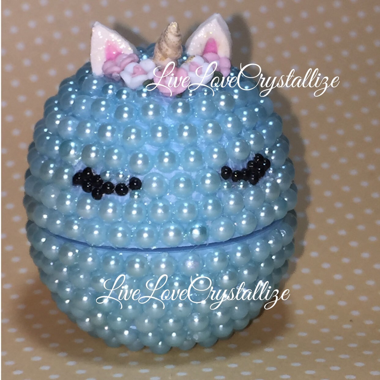 Einhorn Eos | Lippenbalsam von Etsy - LiveLoveCrystallize