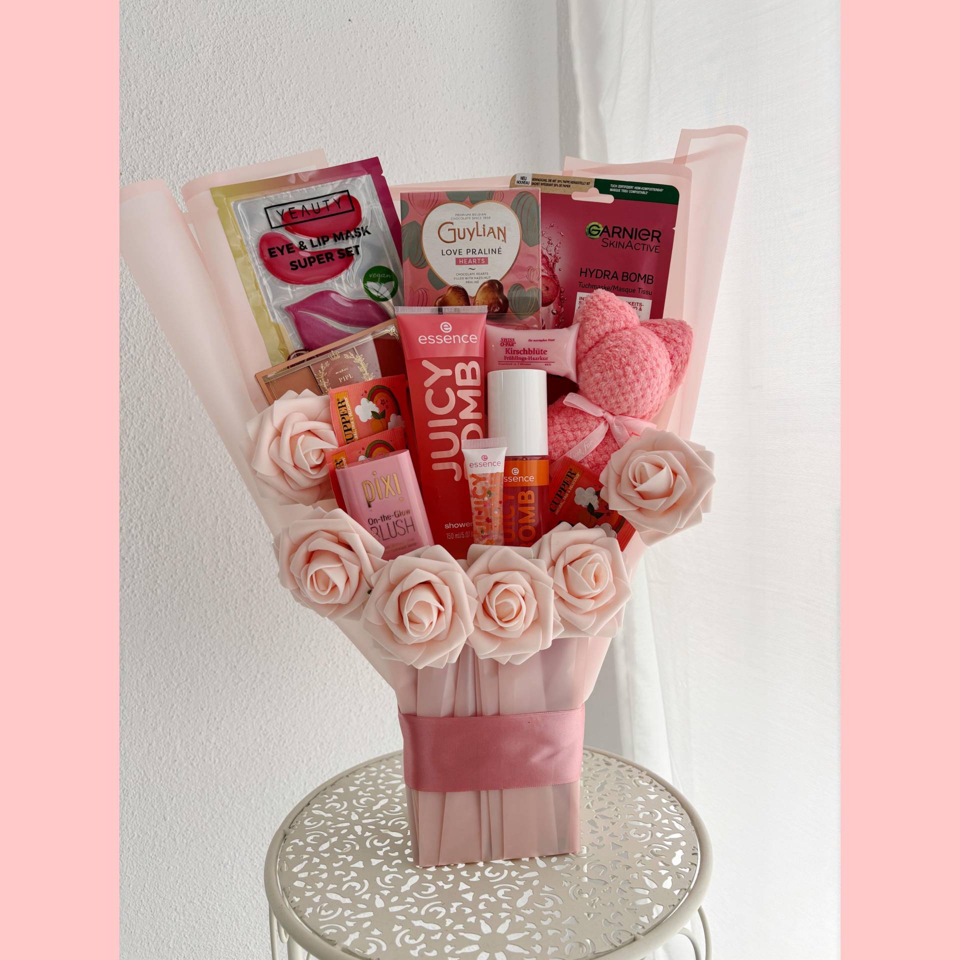 Geschenkset Geschenkstrauß Mutter Schwester Tochter Freundin Beauty Bouquet Rosen Geburtstag Besonderes Geschenk Kollegin von Etsy - LivskleinesAtelier