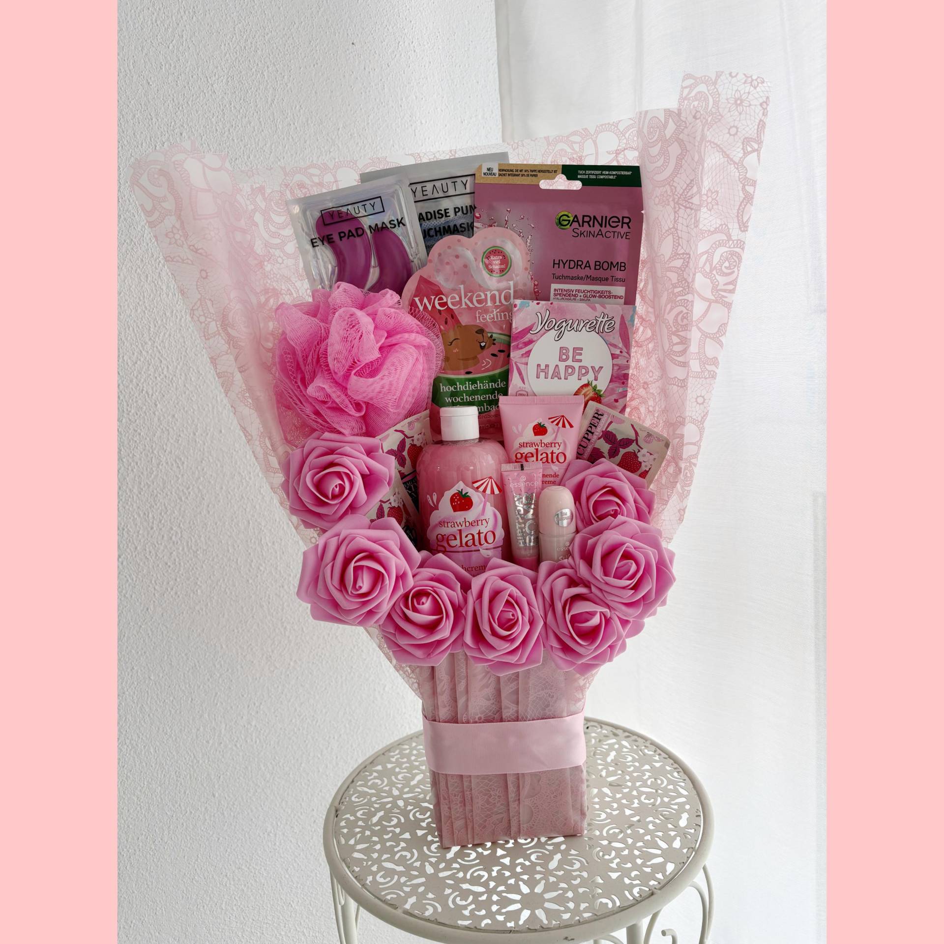 Geschenkset Geschenkstrauß Mutter Schwester Tochter Freundin Beauty Bouquet Rosen Geburtstag Besonderes Geschenk Kollegin Geschenkset Geschenkstrauß Mutter Schwester Tochter Freundin Beauty Bouquet Rosen Geburtstag Besonderes Geschenk Kollegin von Etsy - LivskleinesAtelier