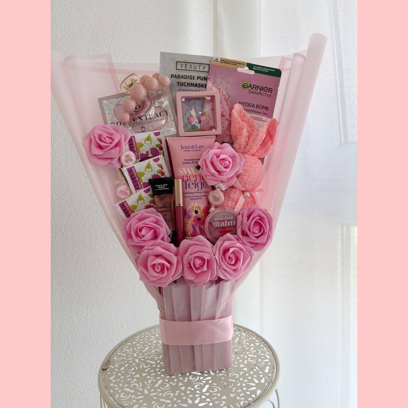 Geschenkset Geschenkstrauß Mutter Schwester Tochter Freundin Beauty Bouquet Rosen Geburtstag Besonderes Geschenk Kollegin von Etsy - LivskleinesAtelier