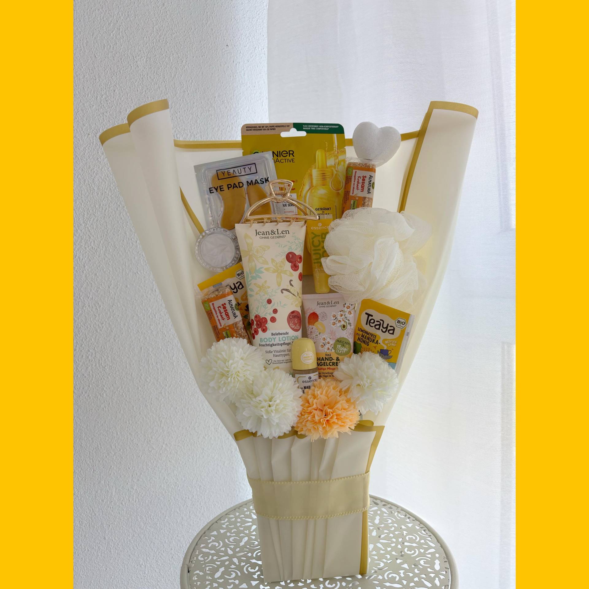 Geschenkset Geschenkstrauß Mutter Schwester Tochter Freundin Beauty Bouquet Rosen Geburtstag Besonderes Geschenk Kollegin Geschenkset Geschenkstrauß Mutter Schwester Tochter Freundin Beauty Bouquet Rosen Geburtstag Besonderes Geschenk Kollegin von Etsy - LivskleinesAtelier