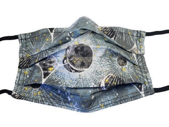 Eclipse Witchy Verstellbare Gesichtsmaske Mit Nasen-Klemmdraht Und Filterfach von Etsy - LochNessLocker