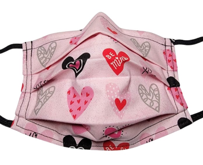 Herz Cutouts Maske Valentinstag Wiederverwendbar Verstellbare Gesichtsmaske Mit Nasennadel Draht Und Filterfach von Etsy - LochNessLocker