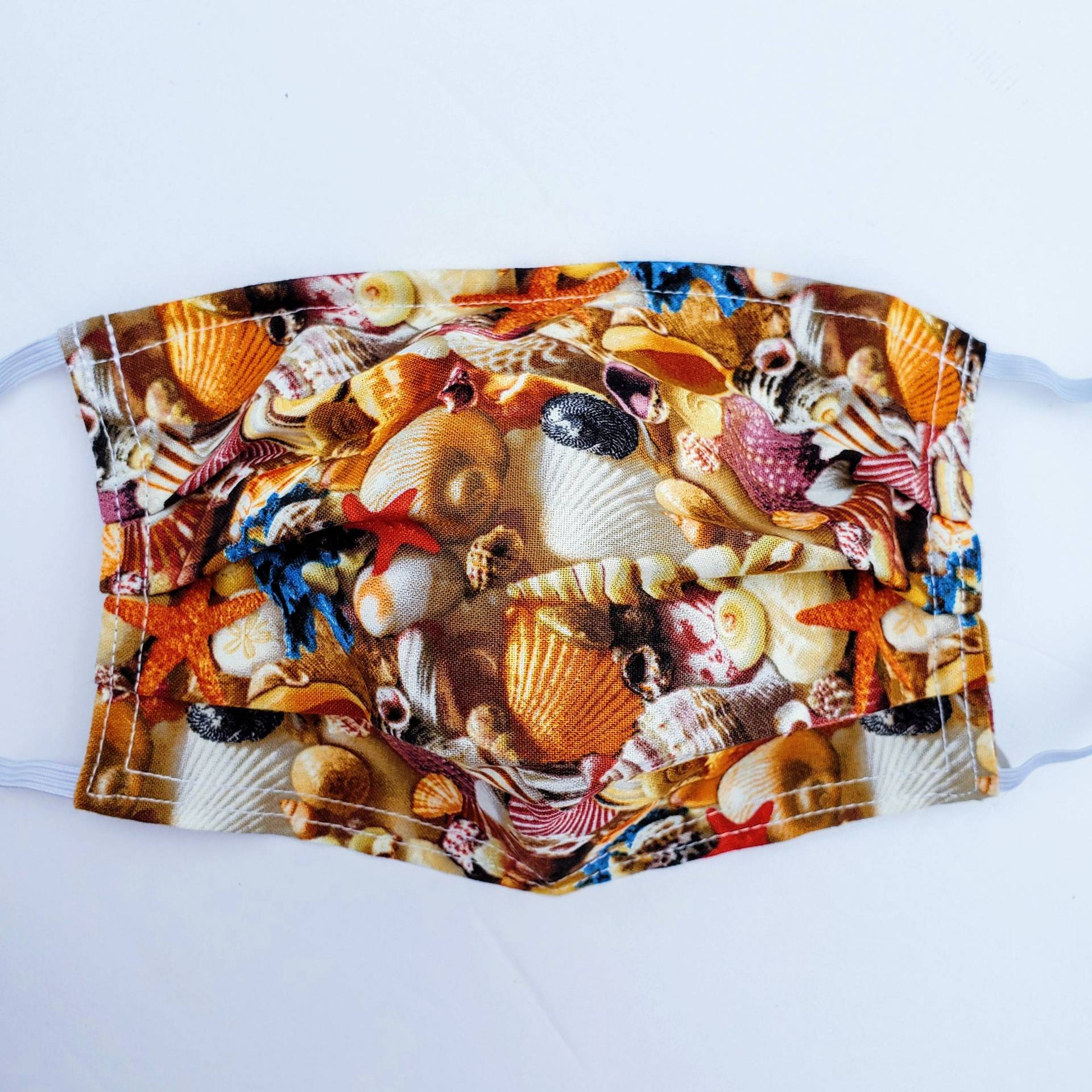 Lindsey Verkauft Sea Shells Wiederverwendbare Gesichtsmaske Mit Nasen-Klemmdraht Und Filterfach Lindsey Verkauft Sea Shells Wiederverwendbare Gesichtsmaske Mit Nasen-Klemmdraht Und Filterfach von Etsy - LochNessLocker