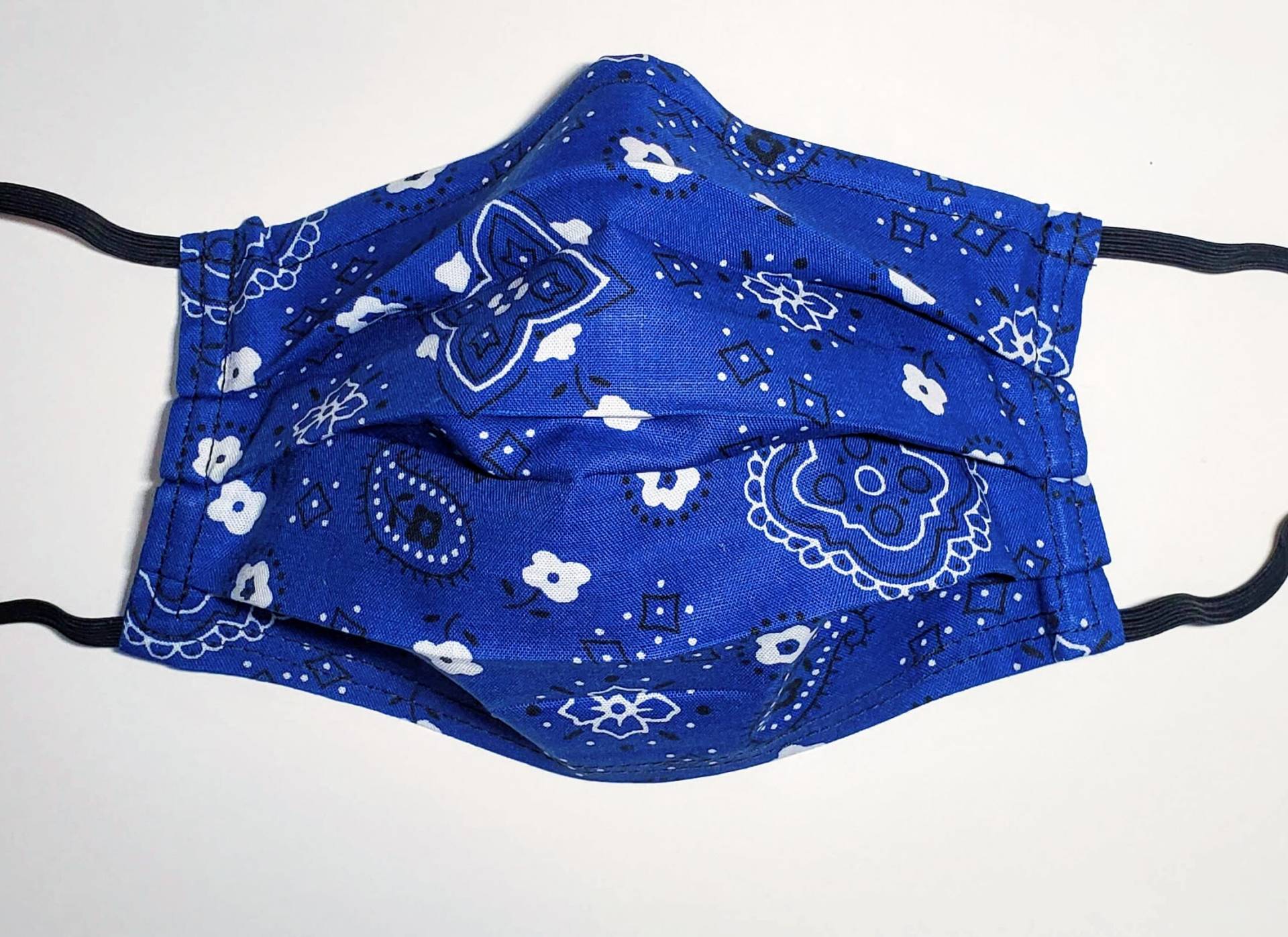 Navy Blau Paisley Wiederverwendbare Maske Navy Blau Paisley Wiederverwendbare Maske von Etsy - LochNessLocker