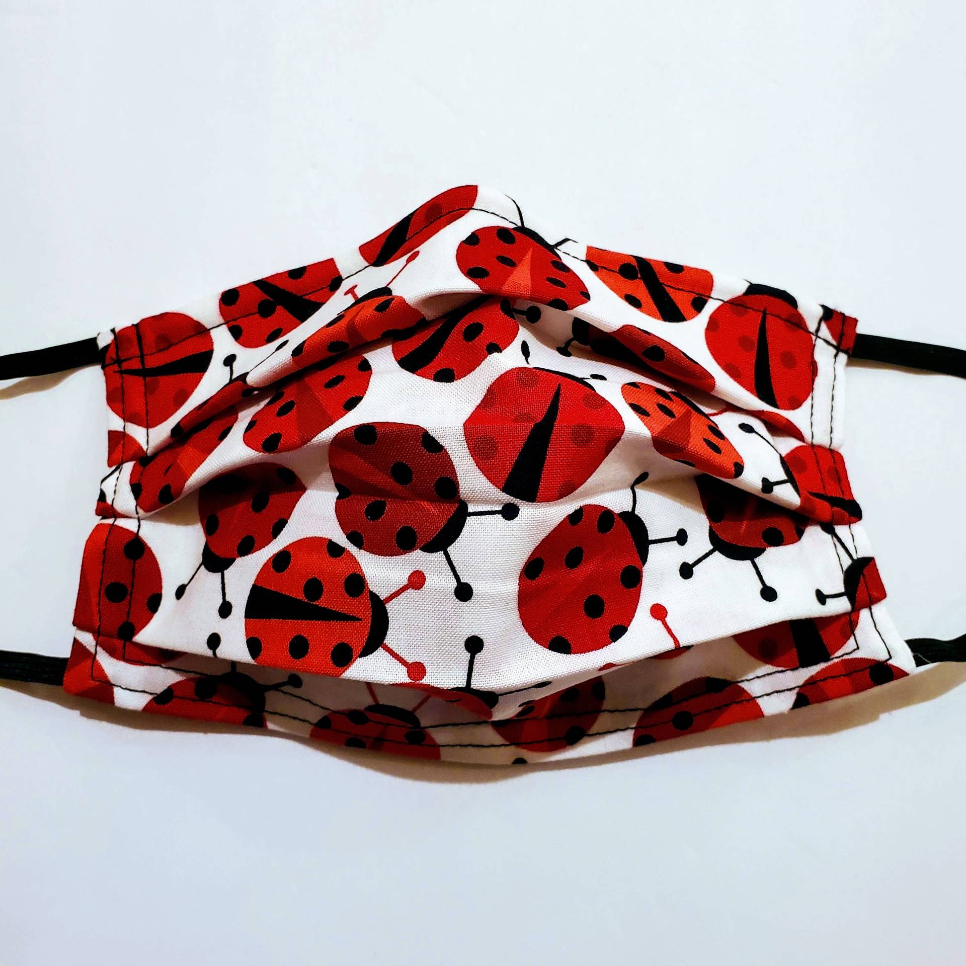 Polka Dot Lady Bug Wiederverwendbare Maske von Etsy - LochNessLocker