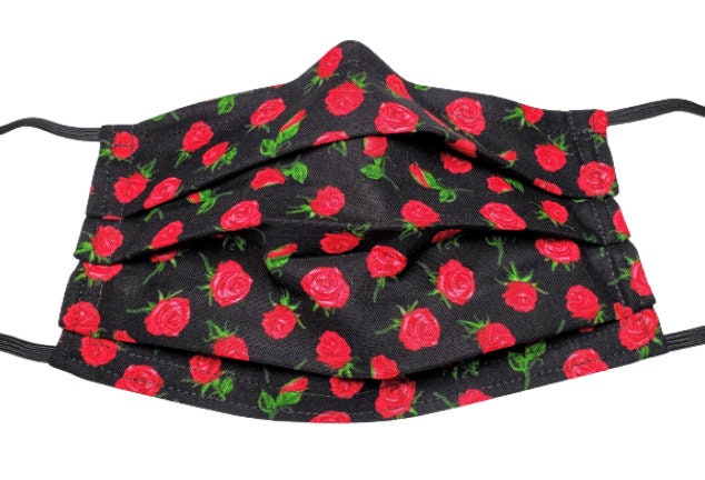Rote Rosen Maske Wiederverwendbar Verstellbare Gesichtsmaske Mit Nasennadel Draht Und Filterfach 2 Lagen 100% Baumwolle von Etsy - LochNessLocker