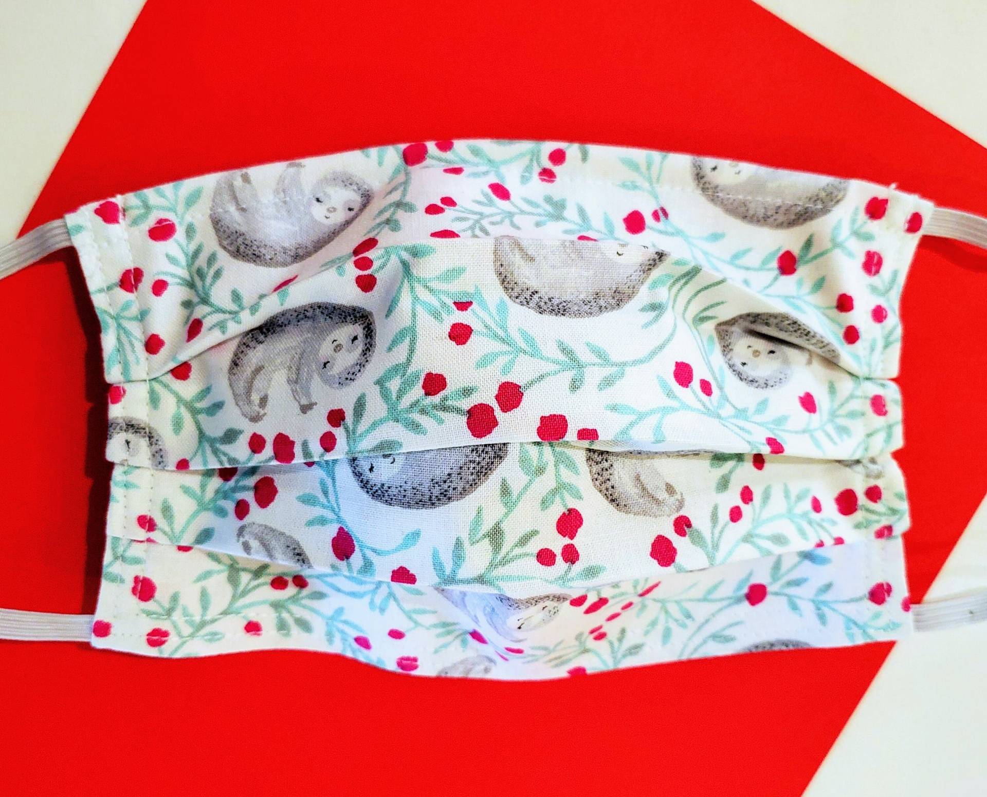 Schläfrige Faultier Wiederverwendbare Gesichtsmaske Mit Nasenbügeldraht Und Filterfach Schläfrige Faultier Wiederverwendbare Gesichtsmaske Mit Nasenbügeldraht Und Filterfach von Etsy - LochNessLocker