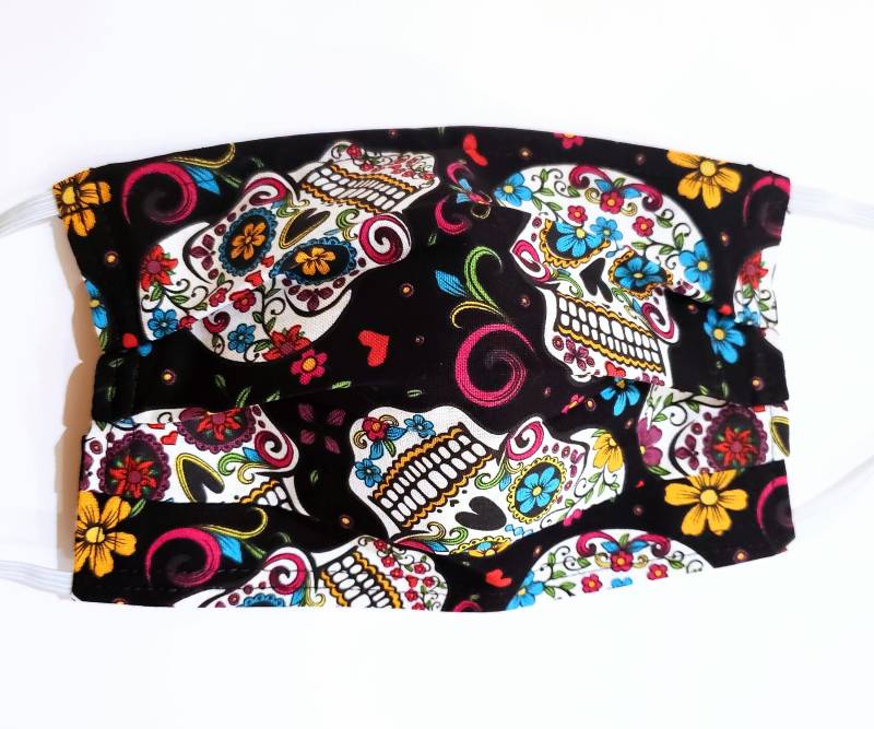 Sugar Skulls Wiederverwendbare Gesichtsmaske von Etsy - LochNessLocker