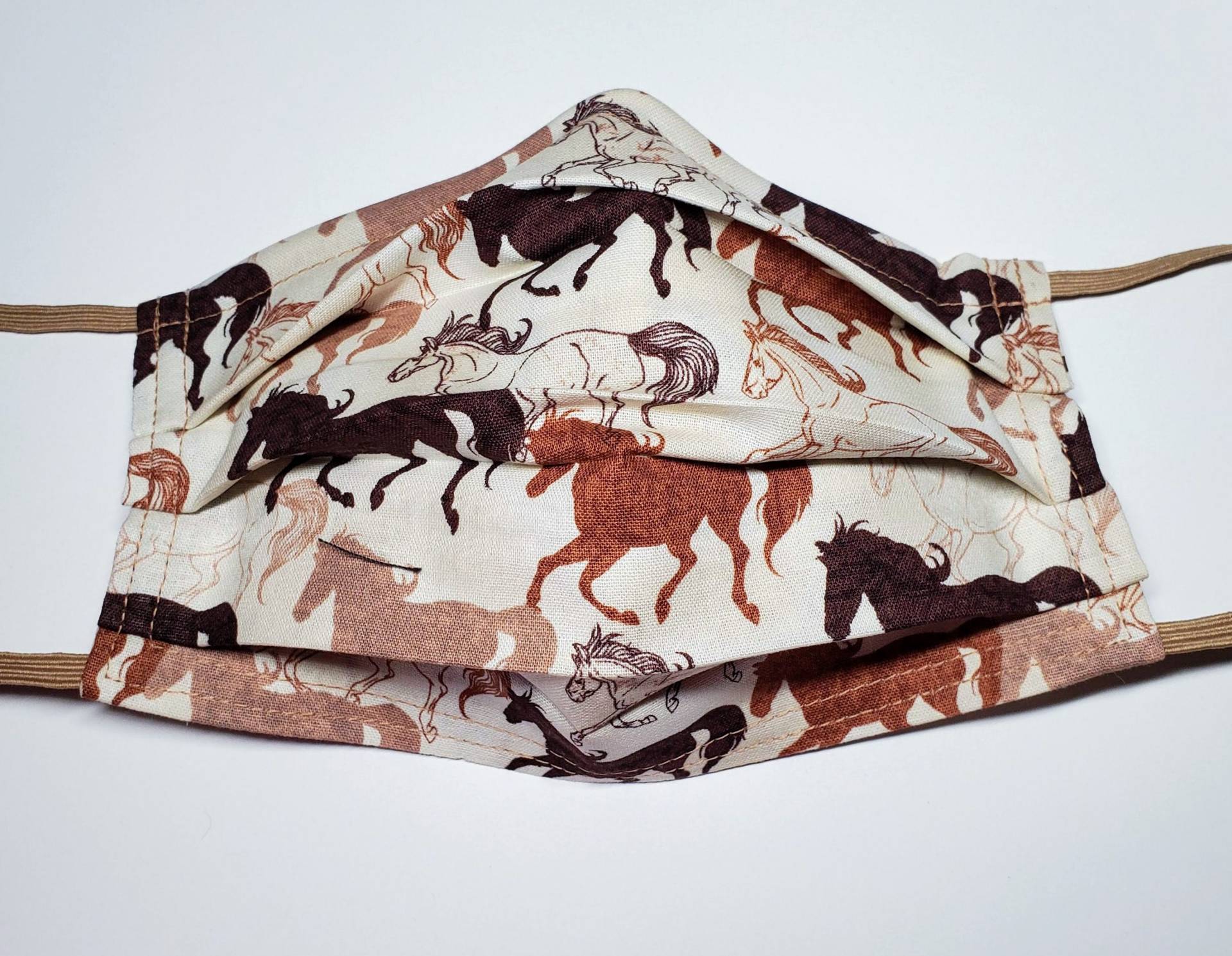Wild Horses Wiederverwendbare Verstellbare Gesichtsmaske Mit Filterfach Und Nase Pinch Draht Wild Horses Wiederverwendbare Verstellbare Gesichtsmaske Mit Filterfach Und Nase Pinch Draht von Etsy - LochNessLocker