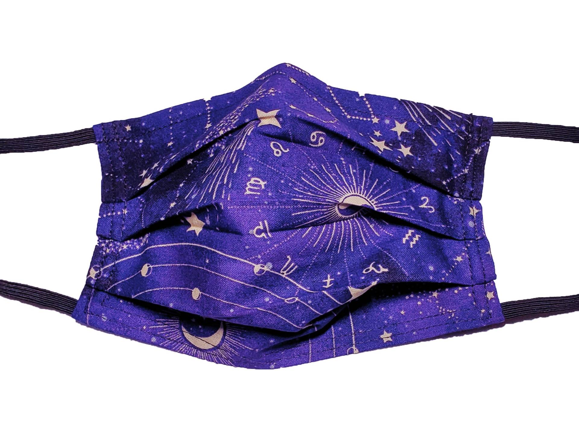 Zodiac Constellations Maske Handgemachte Wiederverwendbare Einstellbare Gesichtsmaske Mit Nasen Pinch Wire Und Filter Fach 2 Lagig 100% Baumwolle Zodiac Constellations Maske Handgemachte Wiederverwendbare Einstellbare Gesichtsmaske Mit Nasen Pinch Wire Und Filter Fach 2 Lagig 100% Baumwolle von Etsy - LochNessLocker