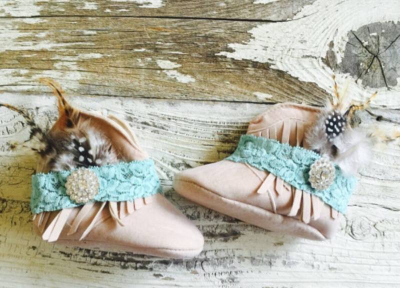 Baby Fransen Stiefel Und Spitze Bracelts/Bands Ihre Farbwahl Baby Fransen Stiefel Und Spitze Bracelts/Bands Ihre Farbwahl von Etsy - LondyRose