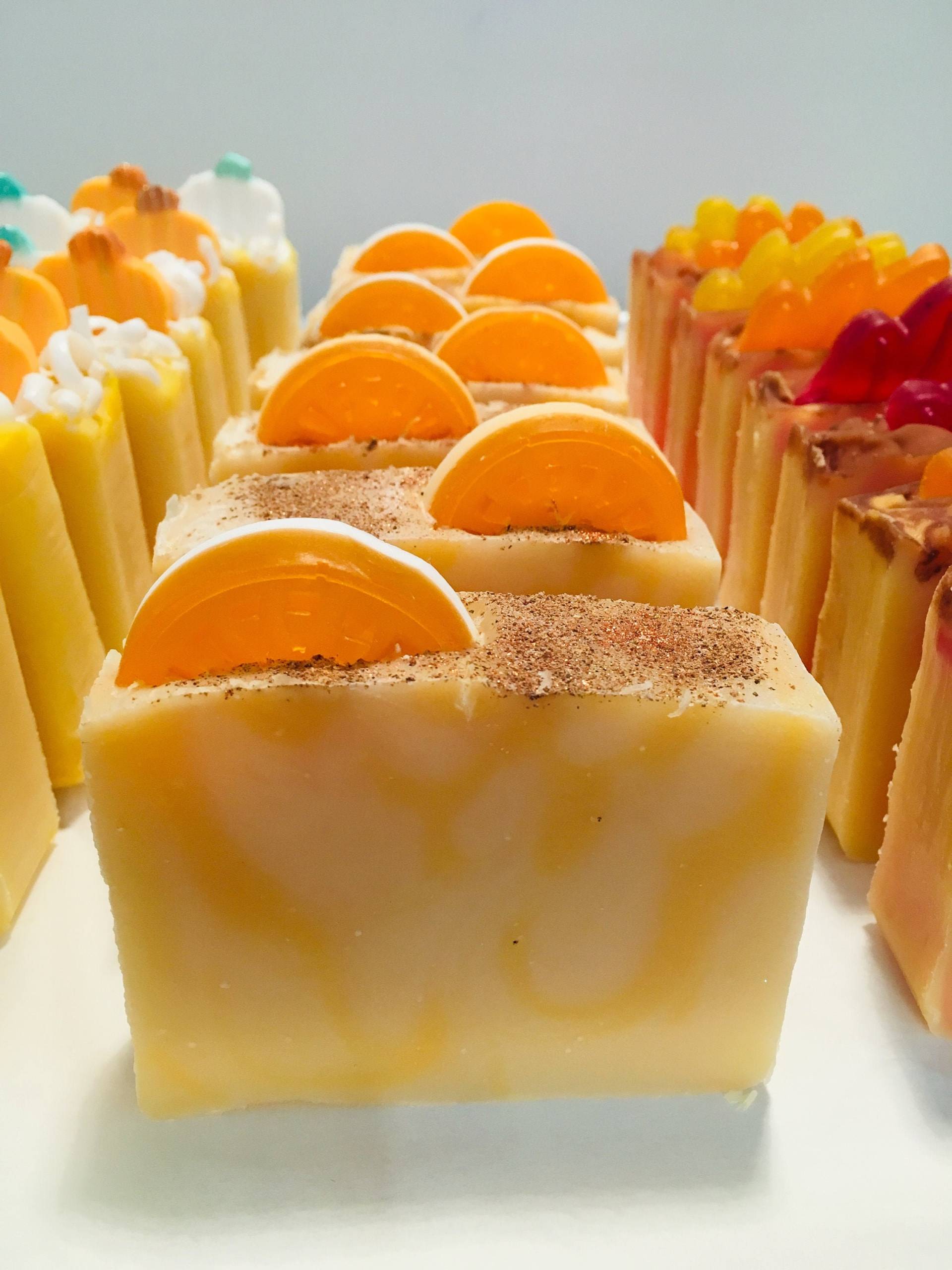 Orange Nelken Seife, Orange, Nelken, Herbst Natürliche Hand Und Körper Lotionen Tränke, Klean Karma Seife Orange Nelken Seife, Orange, Nelken, Herbst Natürliche Hand Und Körper Lotionen Tränke, Klean Karma Seife von Etsy - Lotions