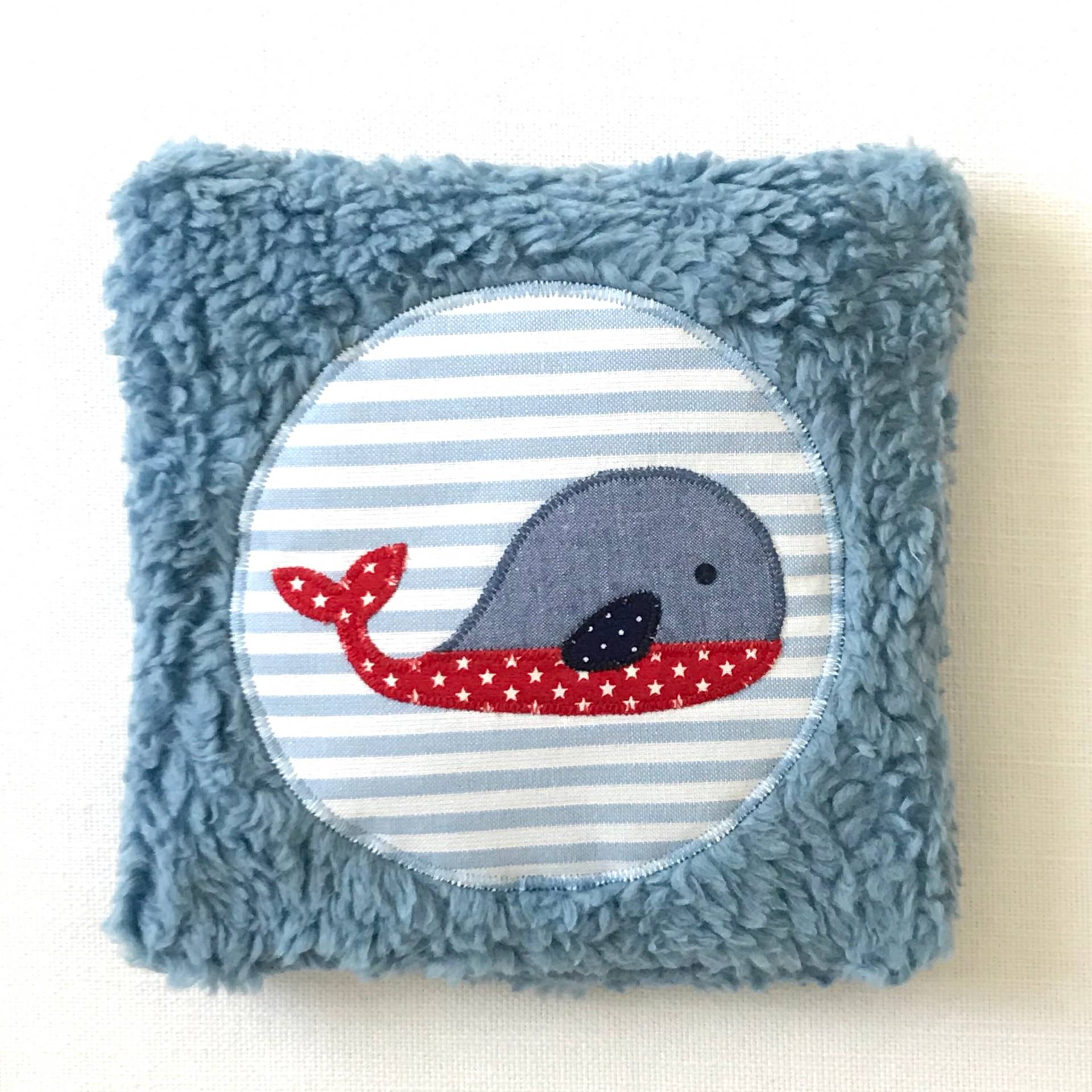 Kirschkernkissen "Wal" von Etsy - LottaundLasse