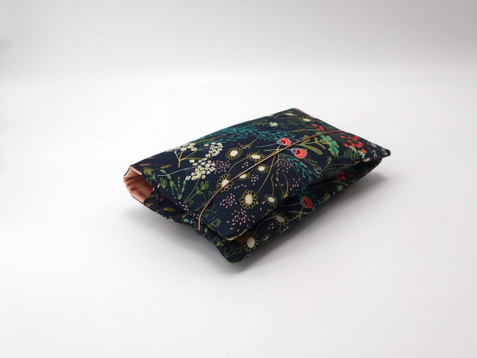 Windeltasche Personalisiert Mit Namen " Blumen Windeltasche Personalisiert Mit Namen " Blumen von Etsy - LottiKleinShop