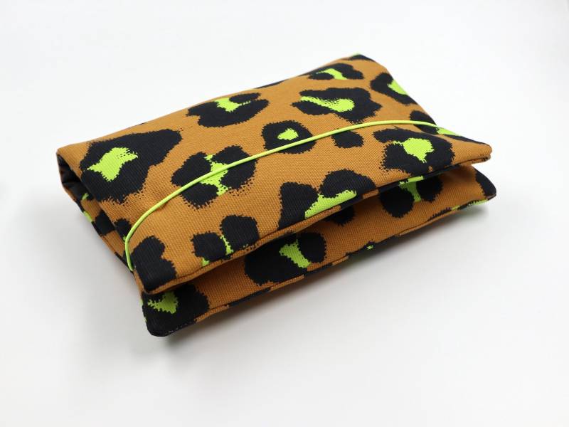 Windeltasche | Wickeltasche Personalisiert Mit Namen Wickelunterlage von Etsy - LottiKleinShop