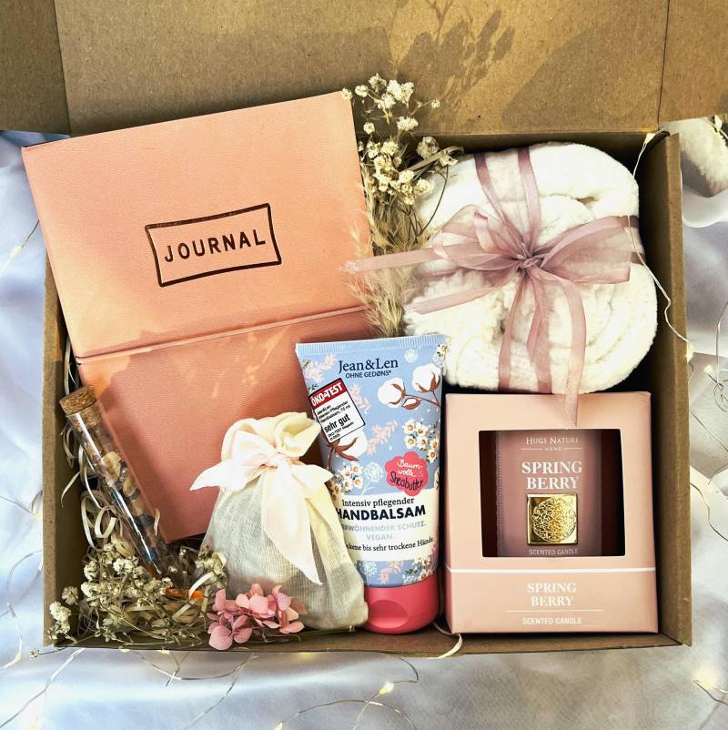 Geschenkbox Mit Notizbuch/ Geschenk Für Sie/ Set Zum Valentinstag, Muttertag Oder Geburtstag/ Mädchen von Etsy - LotusTinyTreasures