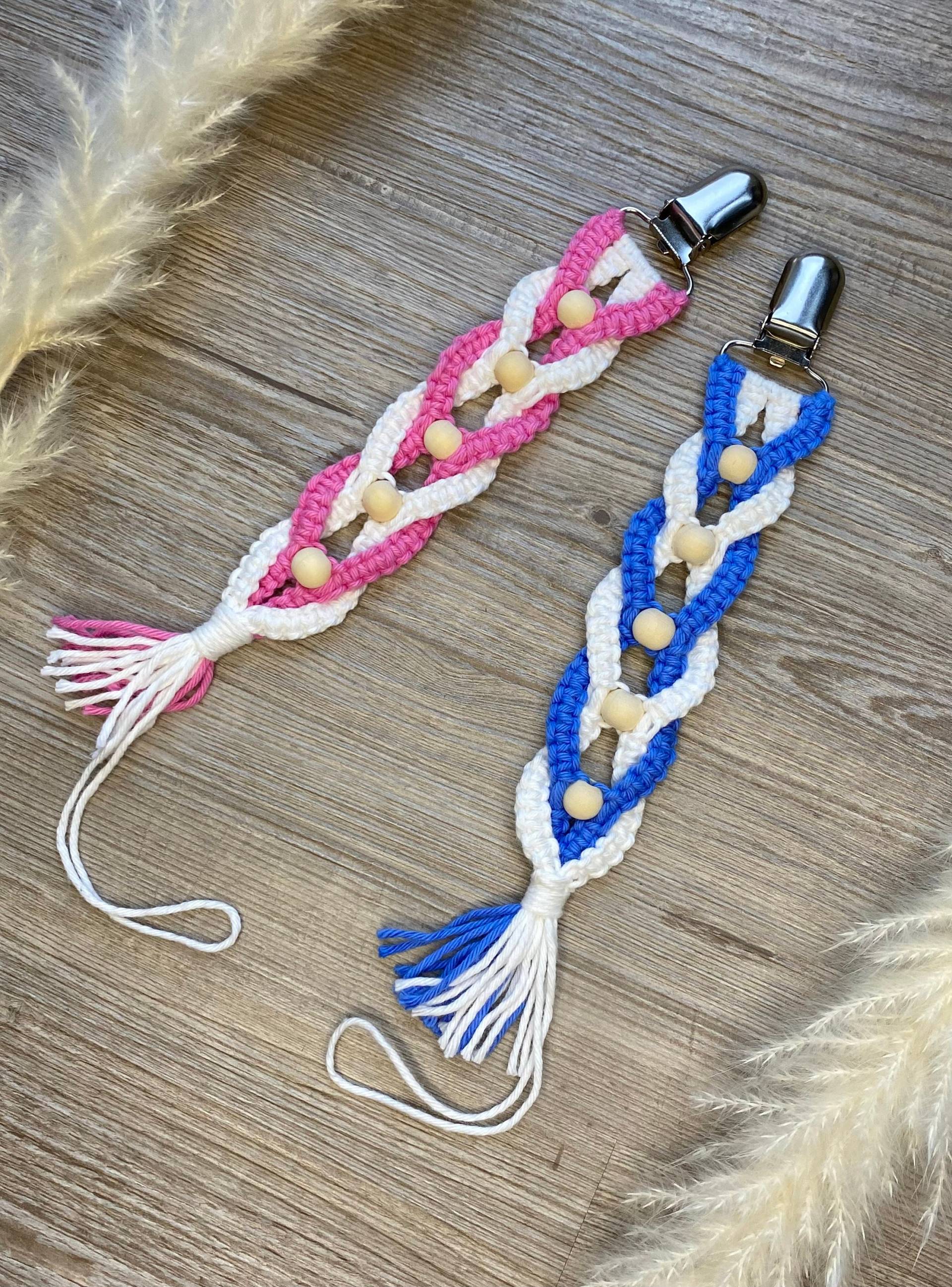 Baby Schnullerkette Makramee Handmade Babygirl Babyboy Babygeschenk Geburtsgeschenk Baby Schnullerkette Makramee Handmade Babygirl Babyboy Babygeschenk Geburtsgeschenk von Etsy - LoucraftKnotenliebe