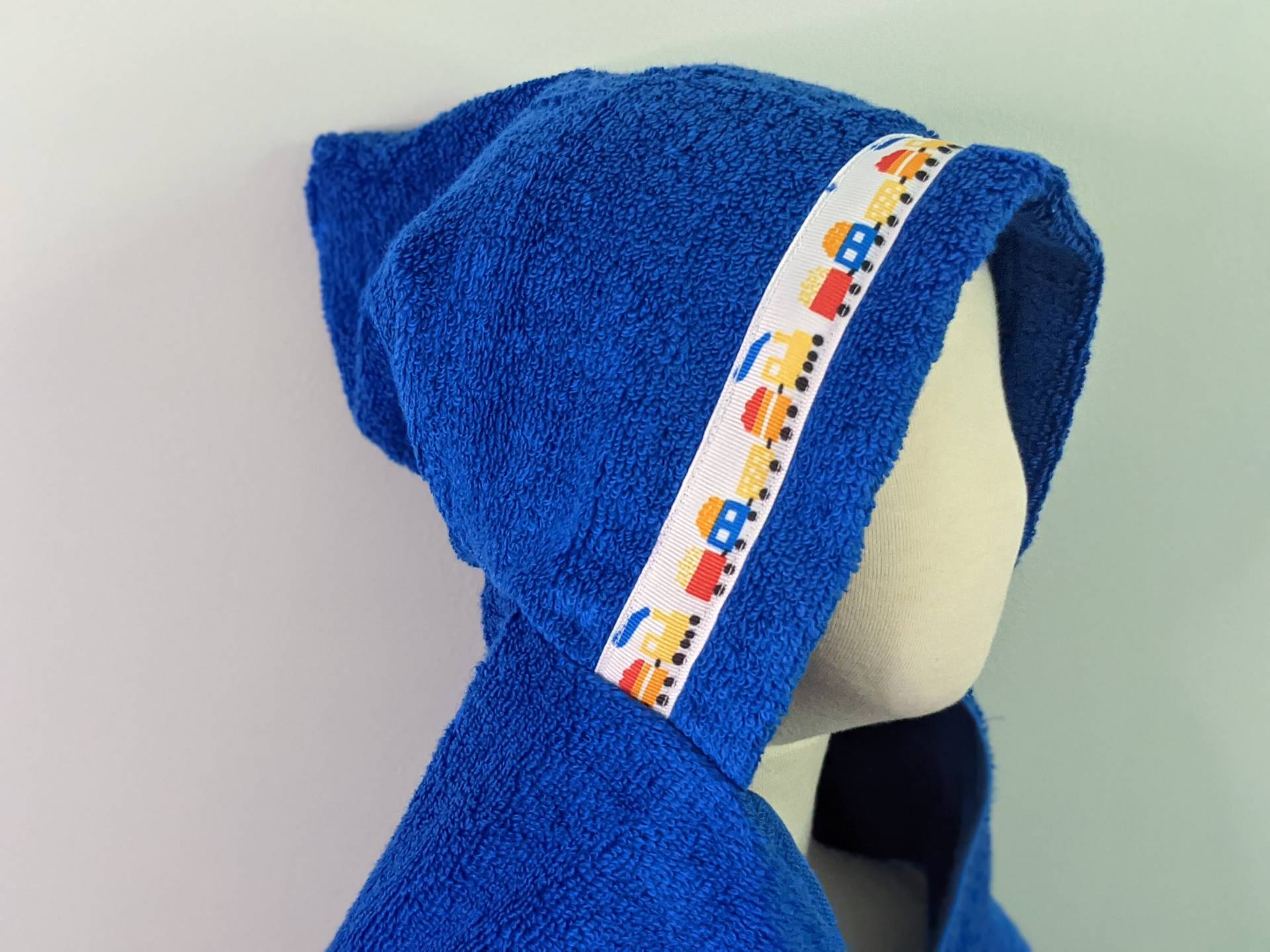 Zug Kapuzenhandtuch - Für Babys, Kleinkinder, Vorschulkinder Und Darüber Hinaus Zug Kapuzenhandtuch - Für Babys, Kleinkinder, Vorschulkinder Und Darüber Hinaus von Etsy - LoveBugDesign2014