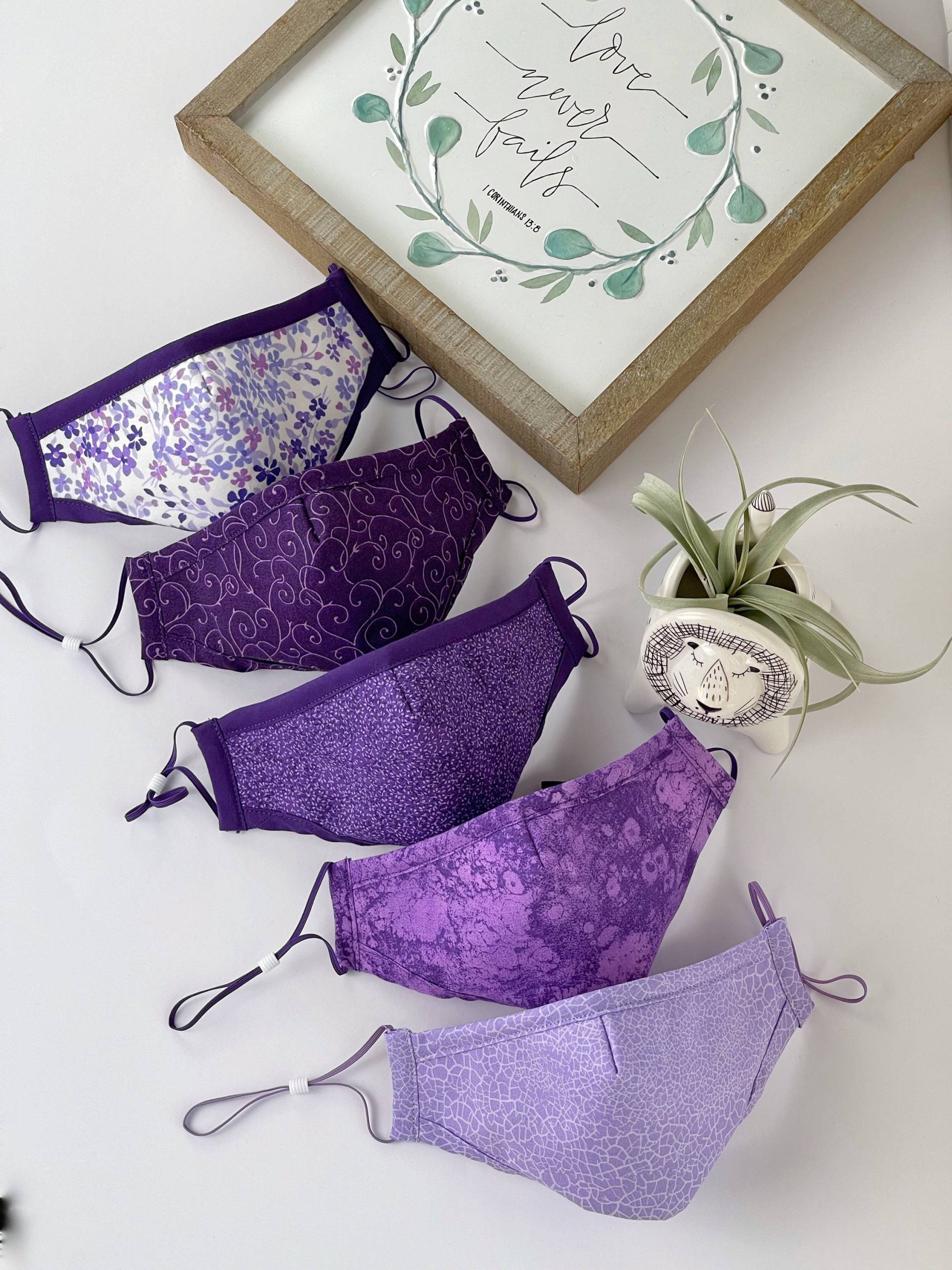 Lila Baumwollstoff Gesichtsmaske Waschbar, Wiederverwendbar Mit Filtertasche von Etsy - LoveLaffCo