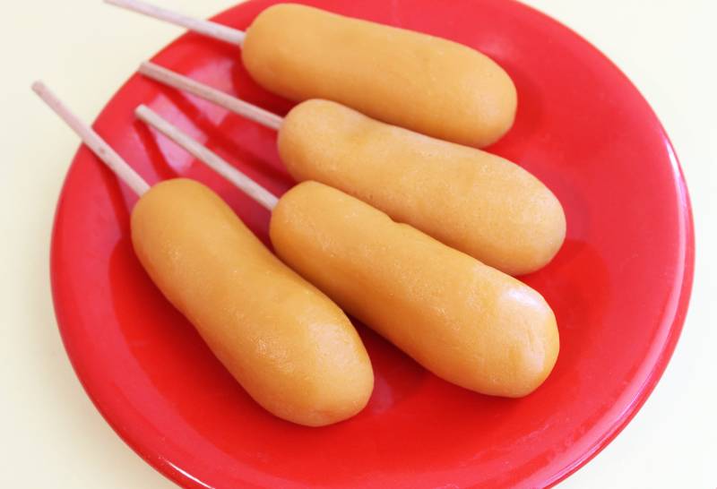 Corn Dog Seife Neuheit Lebensmittel Seife, Kinder Party Favor Corn Dog Seife Neuheit Lebensmittel Seife, Kinder Party Favor von Etsy - LoveLeeSoaps