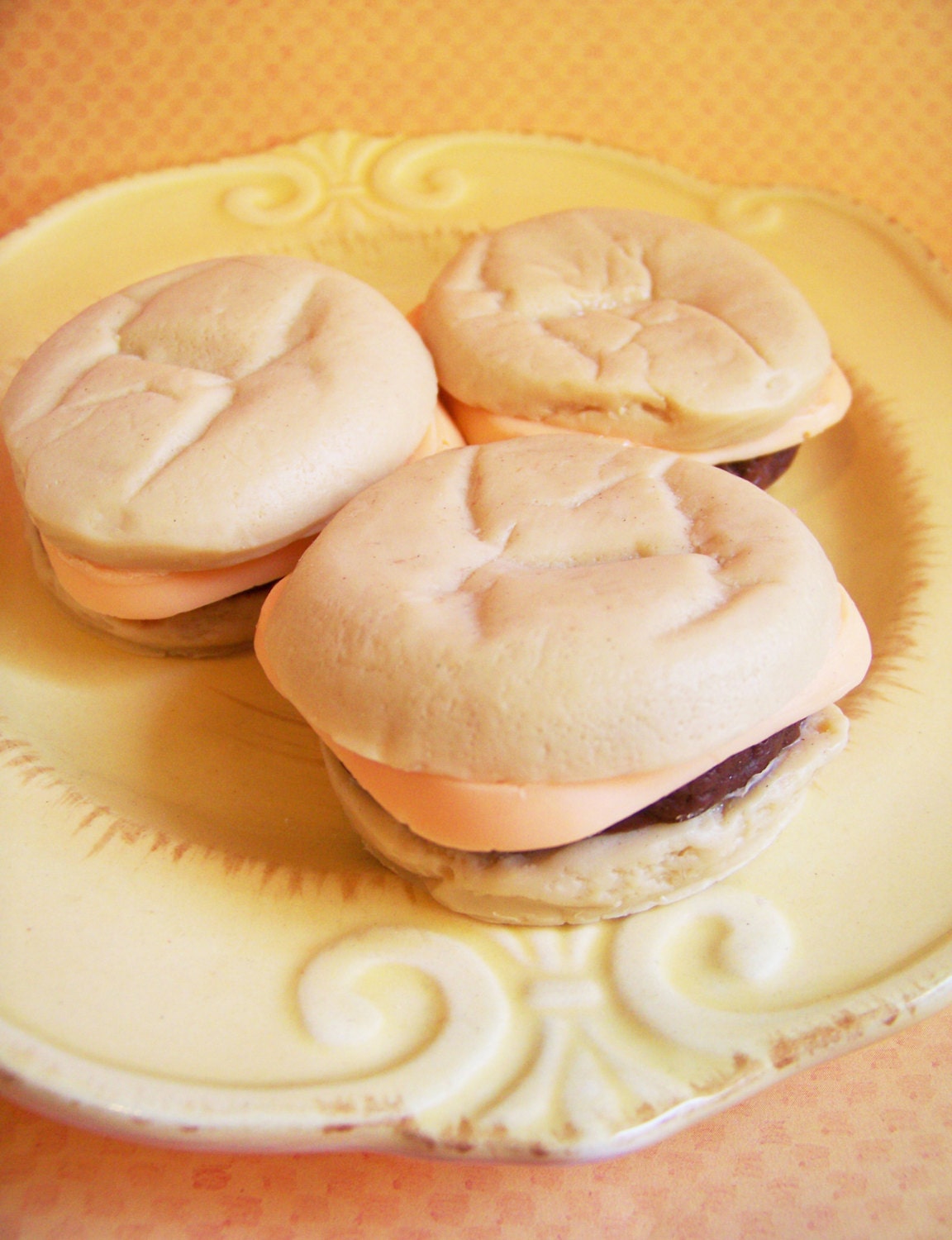 Mini Hamburger Seifen-Set Vegan-Freundliche Food Soap Partygeschenke von Etsy - LoveLeeSoaps