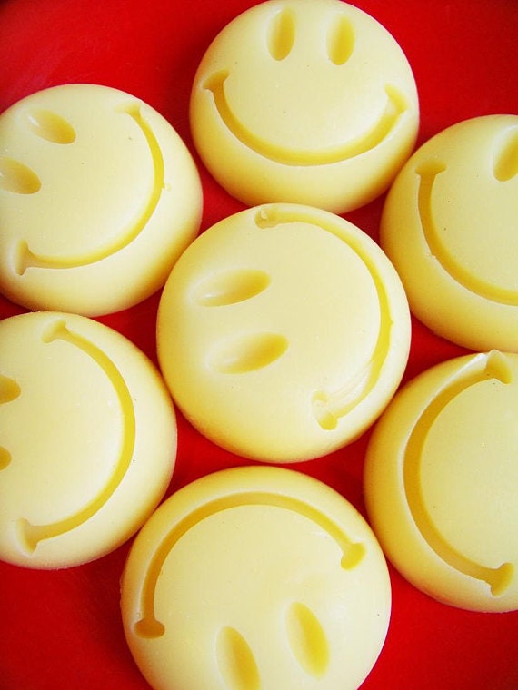 Happy Face Seifen-Set Duftende Banane, Geburtstagsgeschenke von Etsy - LoveLeeSoaps