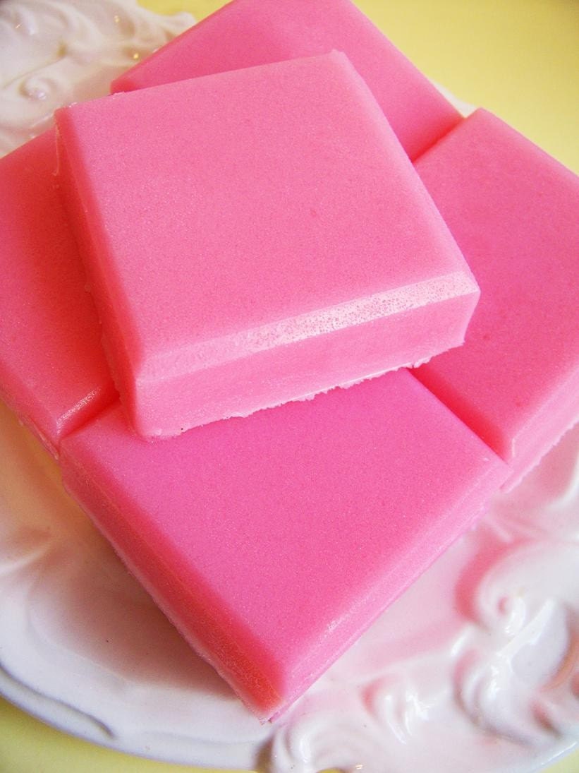 Zuckerpeeling-Seifenbar Mit Kirschduft Peeling-Würfel Mandelöl von Etsy - LoveLeeSoaps