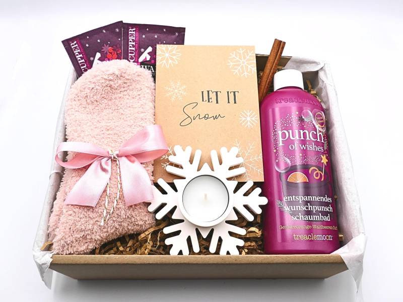 Weihnachts Geschenk Für Frauen Mit Kuschelsocken | Geschenkset Freundin Rosa Winter Geschenkbox Sie Wellness Nikolaus Weihnachts Geschenk Für Frauen Mit Kuschelsocken | Geschenkset Freundin Rosa Winter Geschenkbox Sie Wellness Nikolaus von Etsy - LovelyMomentShop