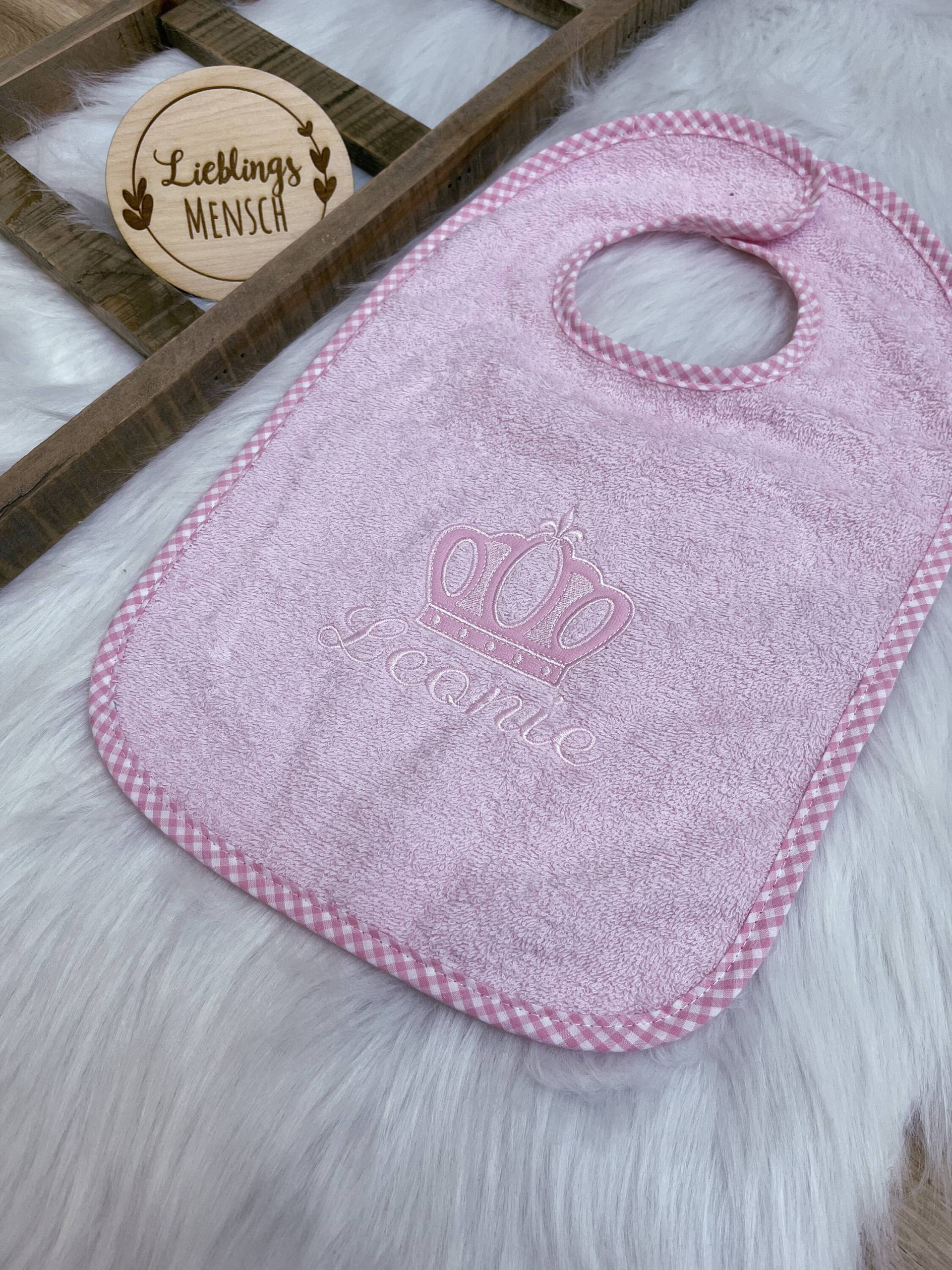Lätzchen in Babyrosa Lätzchen in Babyrosa von Etsy - LovelyUnikat