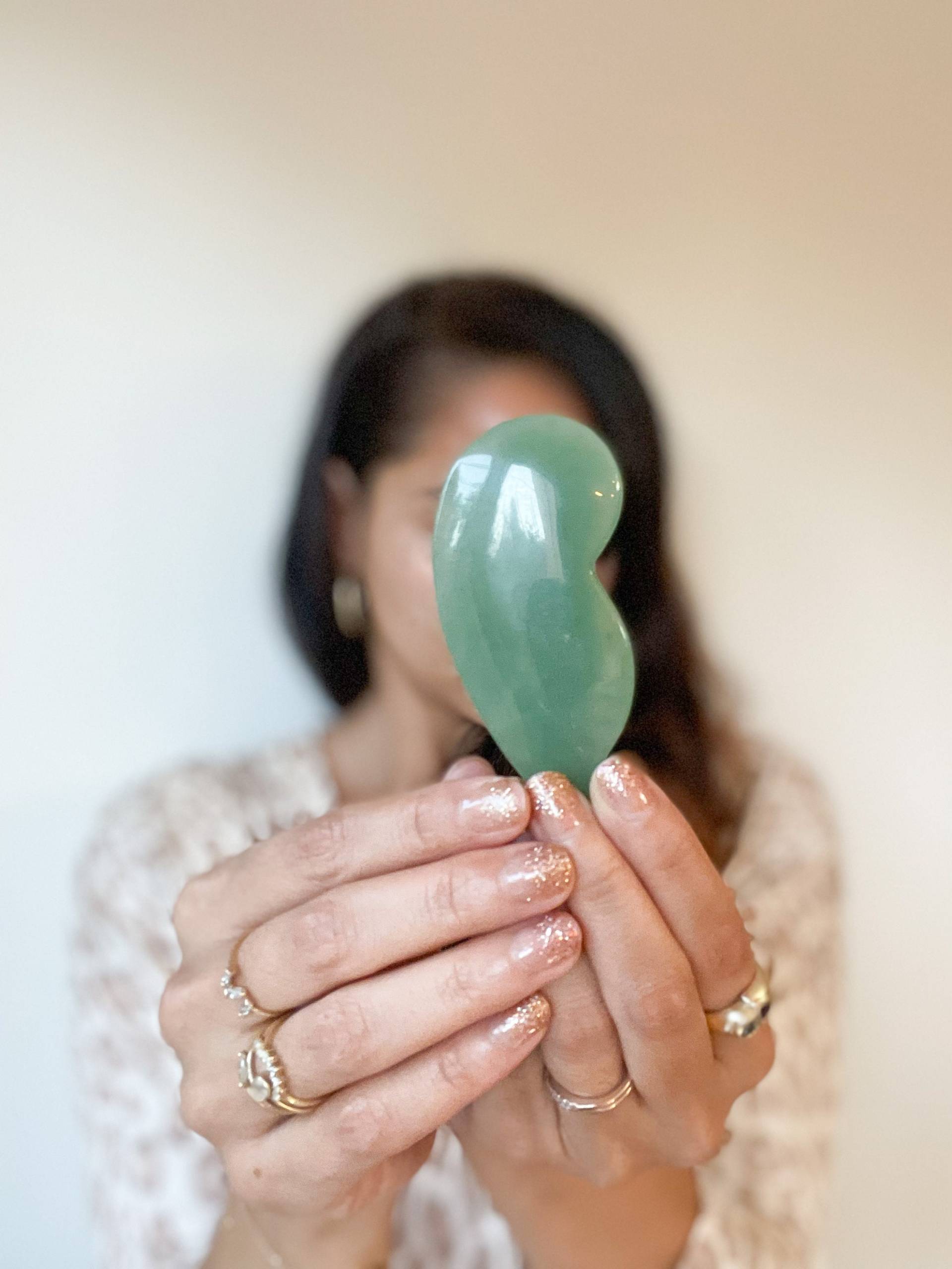 Grüne Jade Akupressur Gua Sha, 5Ml Gesichtsöl, Fine Line Tool, Beauty-Tool Massage-steine, Gesichtsmassage Board, Kristall-Massage-Tool Grüne Jade Akupressur Gua Sha, 5Ml Gesichtsöl, Fine Line Tool, Beauty-Tool Massage-steine, Gesichtsmassage Board, Kristall-Massage-Tool von Etsy - Lovevioletalchemy