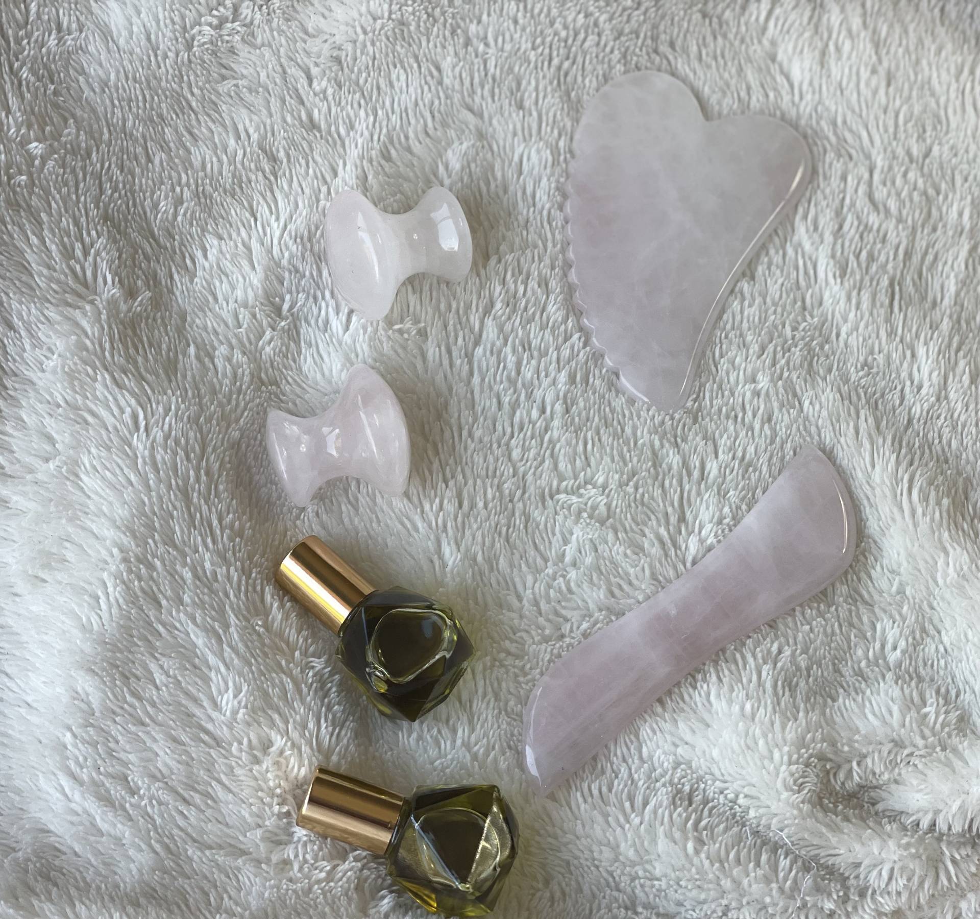 Rosenquarz-Pilz-Gua Sha-Set, Gesichtsöl & Akupressurstab, Selbstpflege-Geschenkbox Für Brautparty, Geburtstag, Tmj, Gesichtsmassage-Werkzeuge von Etsy - Lovevioletalchemy