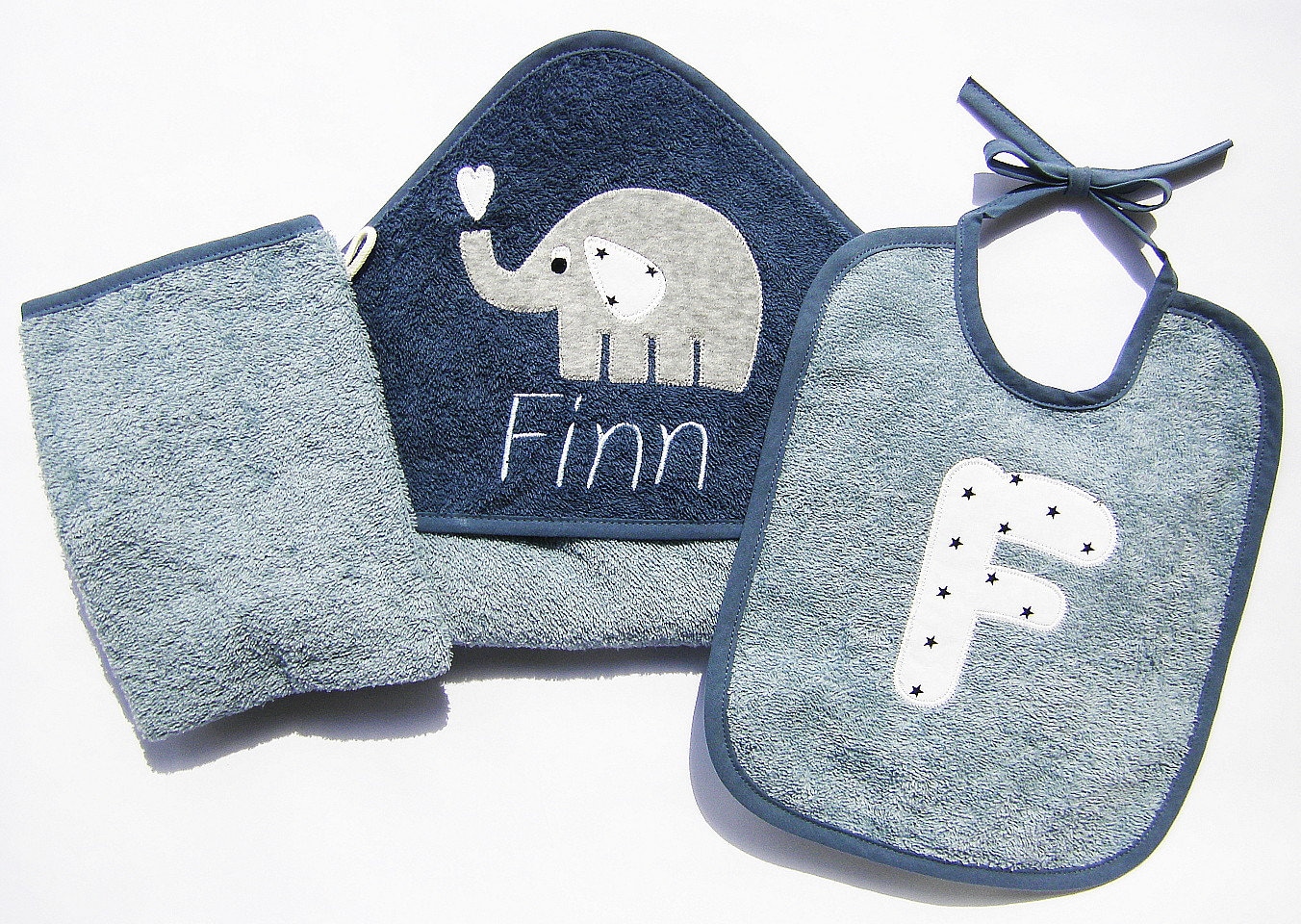 Kapuzenhandtuch 3Er Set Herzifant | Mit Name Geschenkset Baby Kapuzenbadetuch Geschenk Personalisiert Elefant Kapuzenhandtuch 3Er Set Herzifant | Mit Name Geschenkset Baby Kapuzenbadetuch Geschenk Personalisiert Elefant von Etsy - LuMaluShop