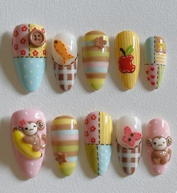 Handmade 3D Cute Patchwork Press On Nails | Kawaii Brown Aesthetic Nail Set Spring Summer Monkey, Apple & Button Art Handmade 3D Cute Patchwork Press On Nails | Kawaii Brown Aesthetic Nail Set Spring Summer Monkey, Apple & Button Art von Etsy - LudwigKunst
