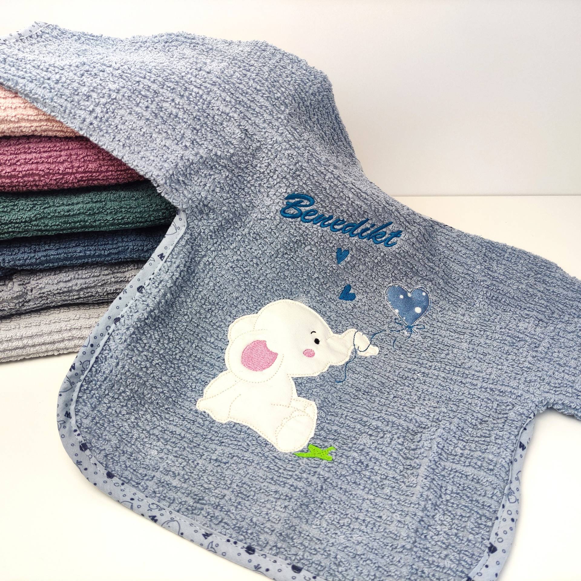 Ärmellätzchen - Personalisierbar Mit "Elefant" Motiv Und Name | Lätzchen Aus Bio-Baumwolle Nachhaltige Esslernhilfe Ärmellätzchen - Personalisierbar Mit "Elefant" Motiv Und Name | Lätzchen Aus Bio-Baumwolle Nachhaltige Esslernhilfe von Etsy - Luffelong
