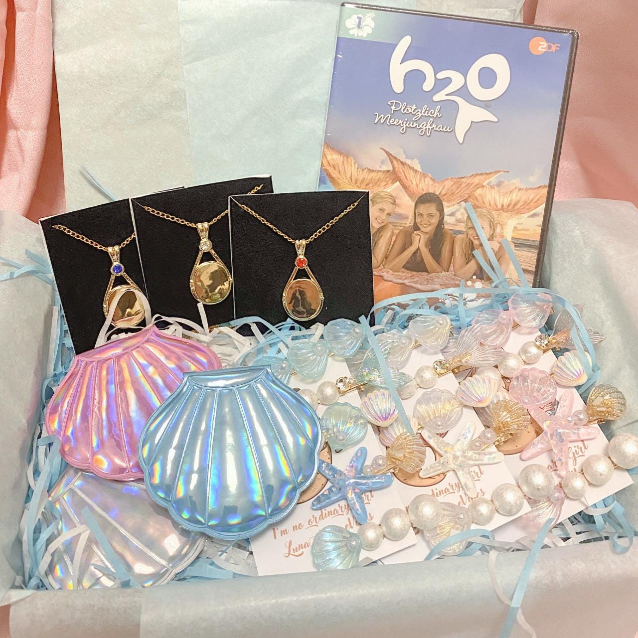 H2O Just Water Mermaid Giftbox I Locket Pendant Magnetic Closing Unique Gift For Her Customizable H2O-Themed von Etsy - LunaAvenueBaby