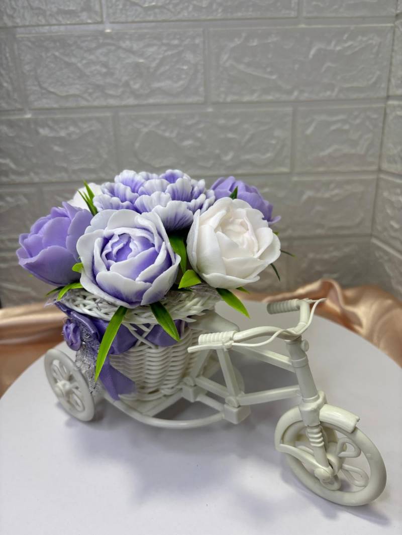 Seifenblumenstrauß Im Fahrradkorb Seifenblumenstrauß Im Fahrradkorb von Etsy - LunaWeltStudio