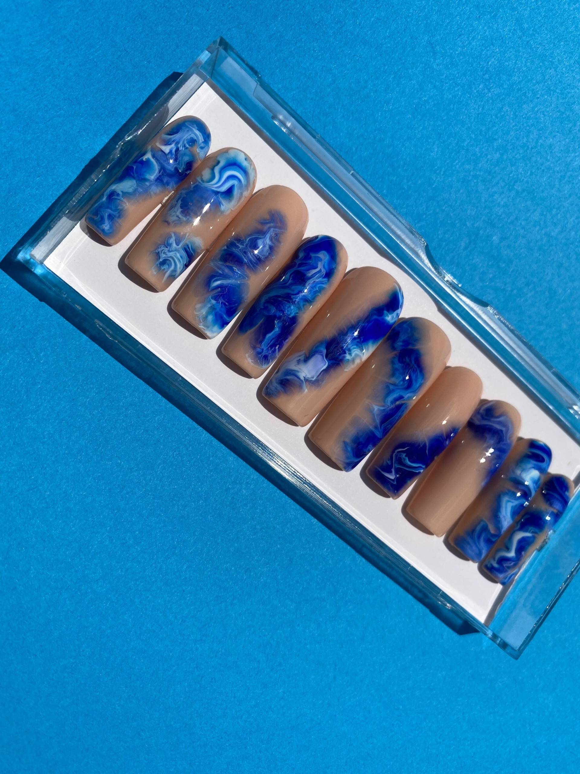 Meereswellen | Press On Nails Wirbel Nägel Individuelle Sommer Meereswellen | Press On Nails Wirbel Nägel Individuelle Sommer von Etsy - LunarNailCo
