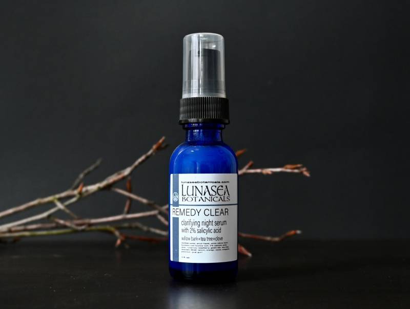 Remedy Clear 2% Salicylsäure Klärendes Nachtserum von Etsy - LunaseaBotanicals