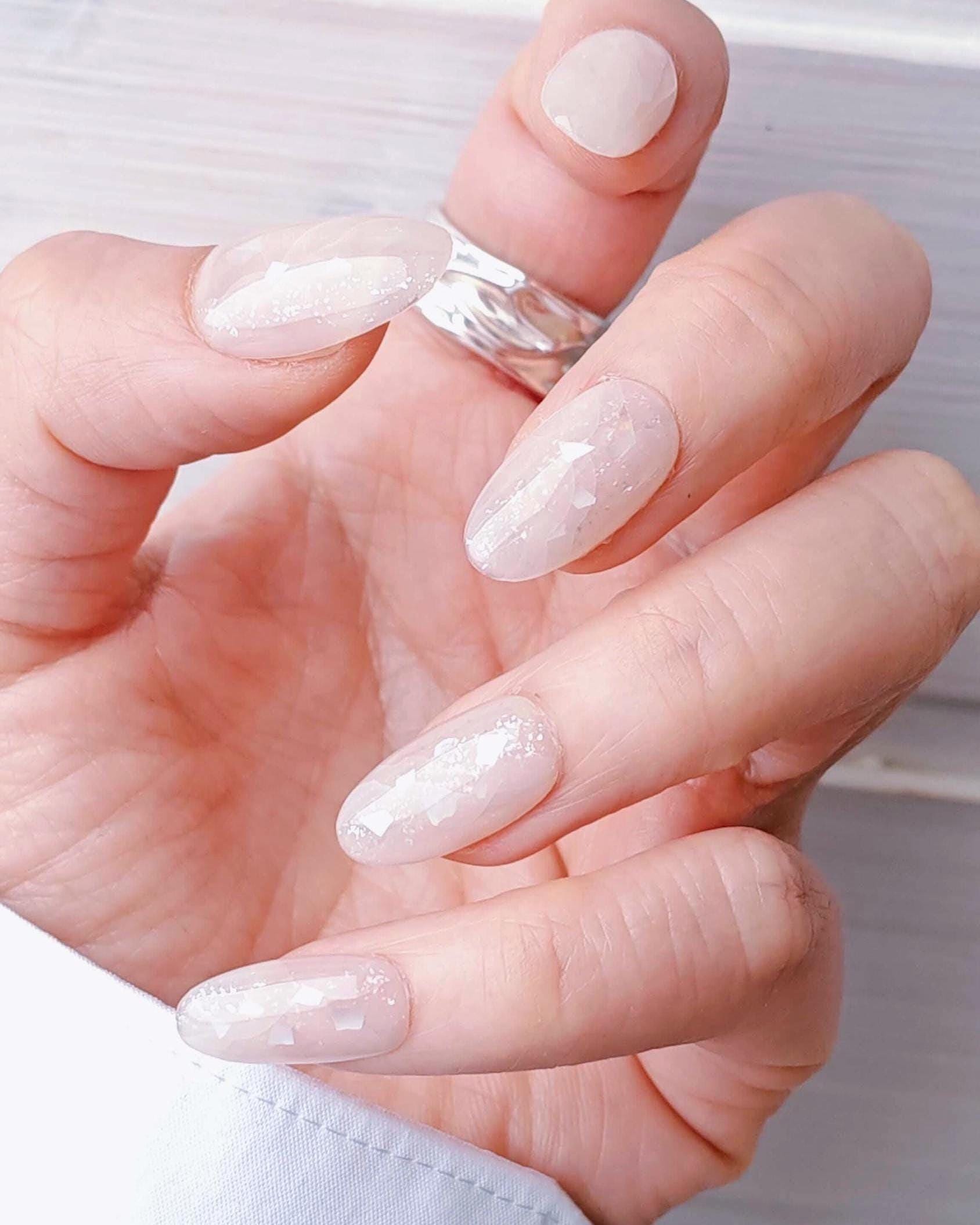 Press On Nails Almond Shape | Milky White Acetate Shell Texture Handmade Reusable Salon Quality Elegant Summer Minimalist Everyday Press On Nails Almond Shape | Milky White Acetate Shell Texture Handmade Reusable Salon Quality Elegant Summer Minimalist Everyday von Etsy - LunevaAtelier