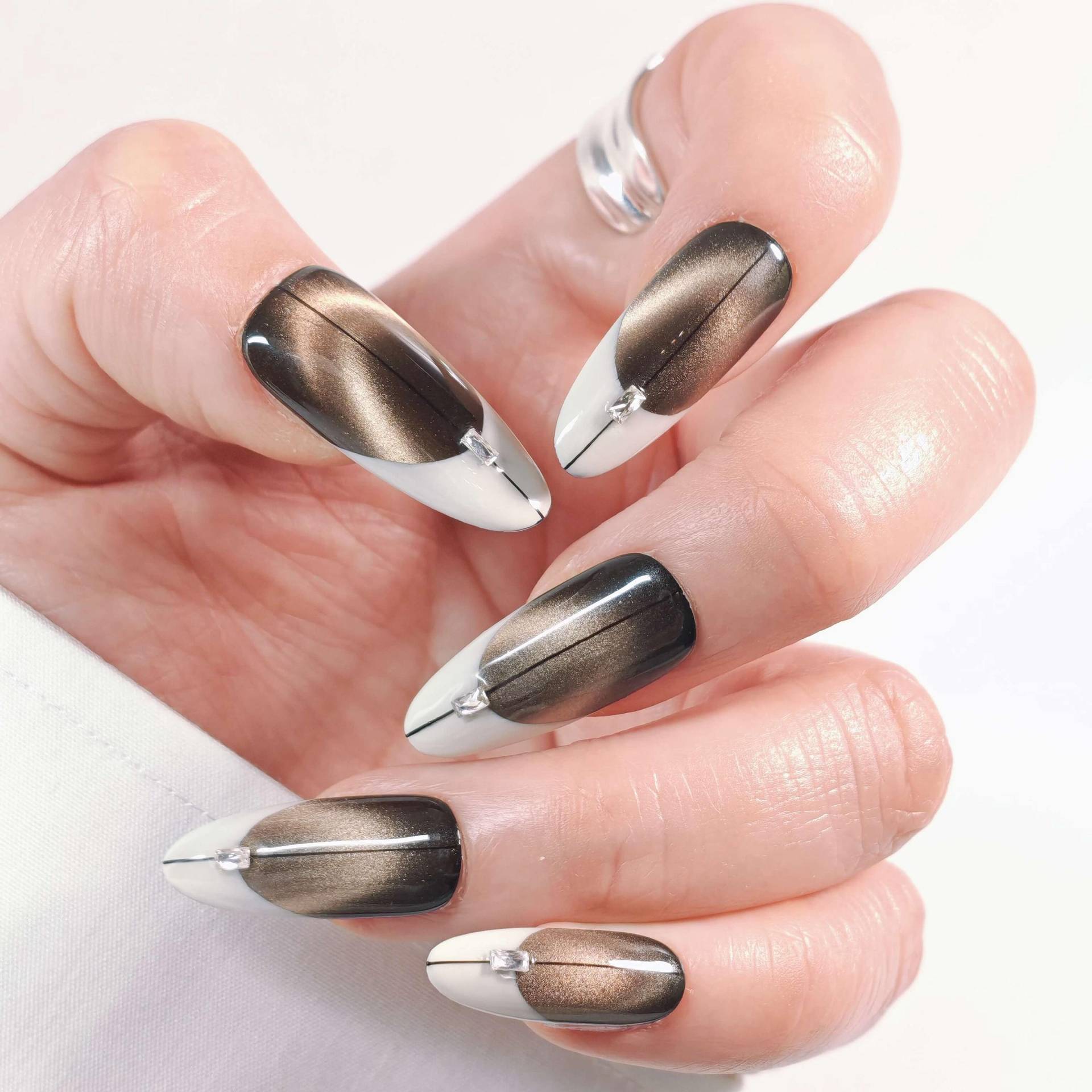 Press On Nails Long Oval Shape | Modern Mocha White French Cat Eye Handmade Reusable Salon Quality Minimalist Elegant Coffee Tone Press On Nails Long Oval Shape | Modern Mocha White French Cat Eye Handmade Reusable Salon Quality Minimalist Elegant Coffee Tone von Etsy - LunevaAtelier