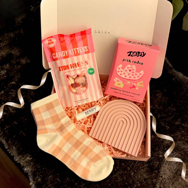 Geschenkkorb Mit Kleinem Pflegepaket Für Sie Geburtstagsgeschenk Gemütliches Wellness-Geschenk Mutter Geschenk Freunde Kollegin Schwester von Etsy - LuseCreations