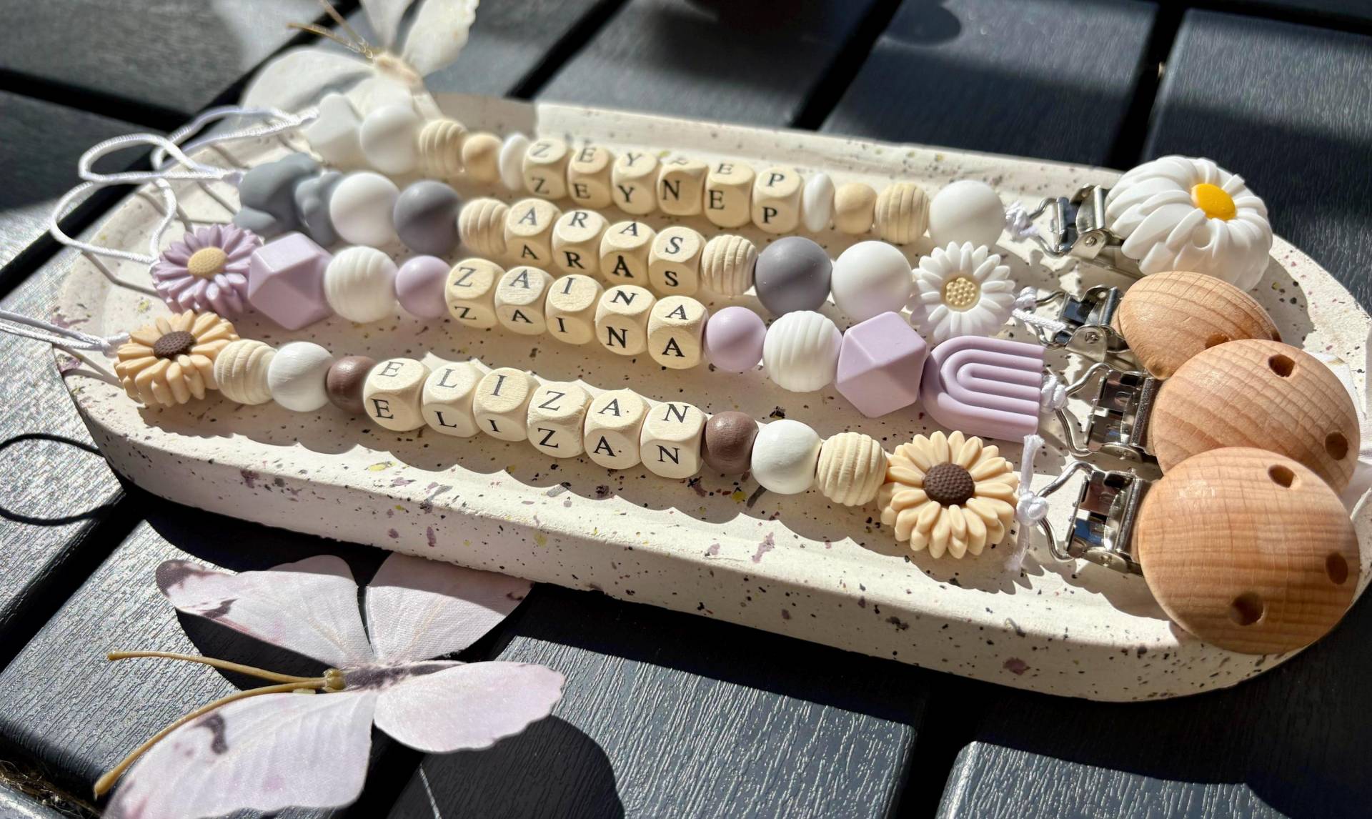 Personalisierte Schnullerkette Mit Namen - Silikon & Holz Babygeschenk von Etsy - Luvanolight